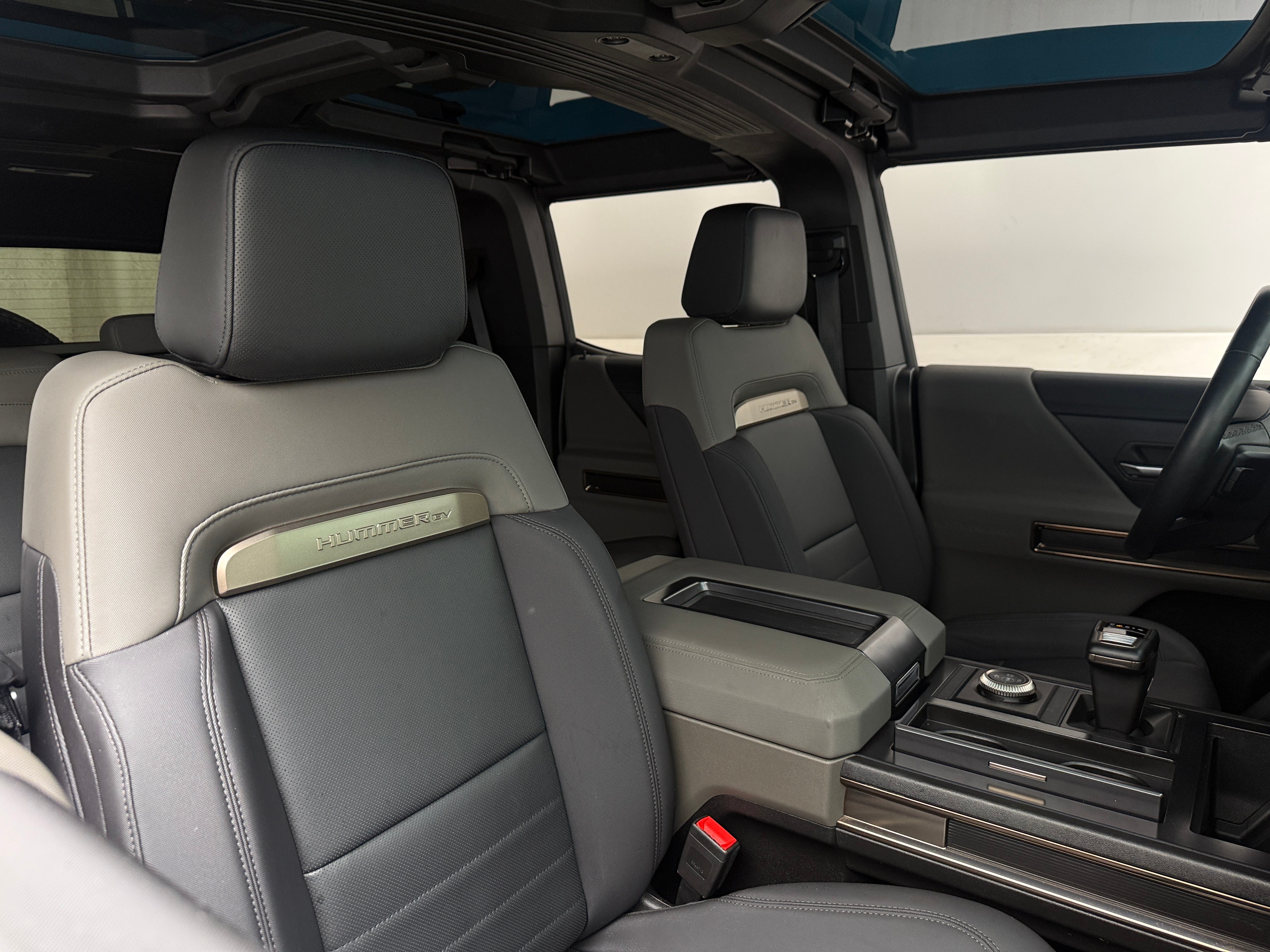 2024 GMC HUMMER EV