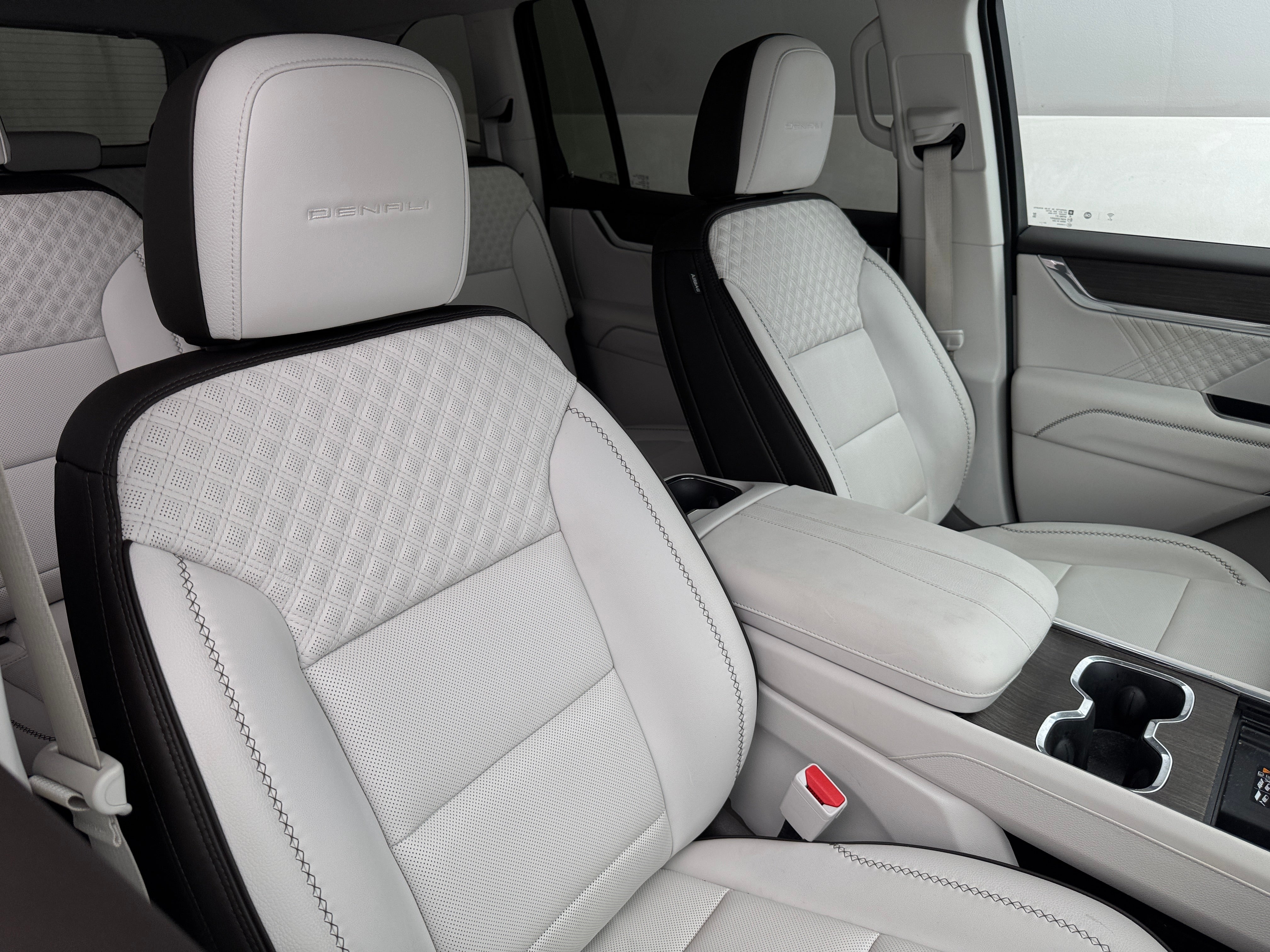 2025 GMC Acadia