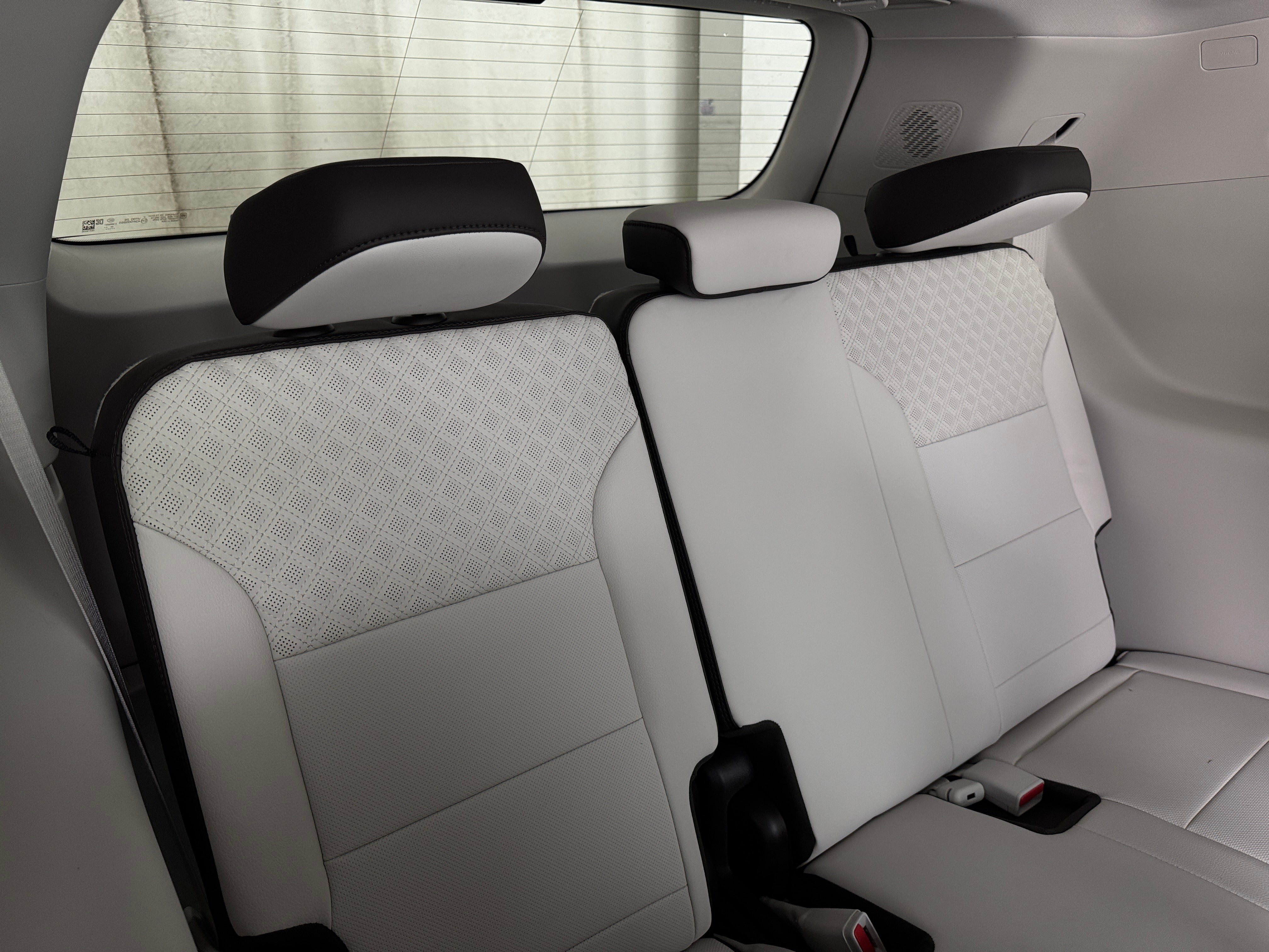 2025 GMC Acadia Denali - Photo 7