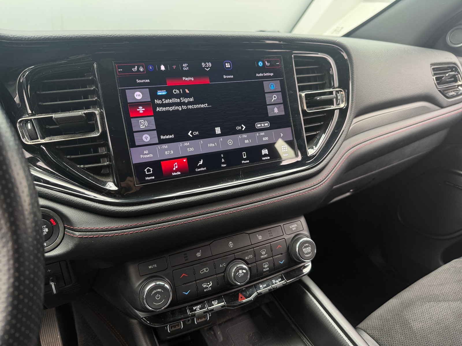 Thumbnail: 2021 Dodge Durango - 3