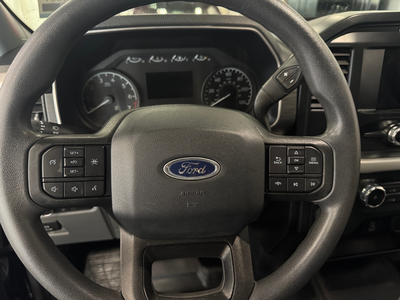 Thumbnail: 2022 Ford Econoline - 5