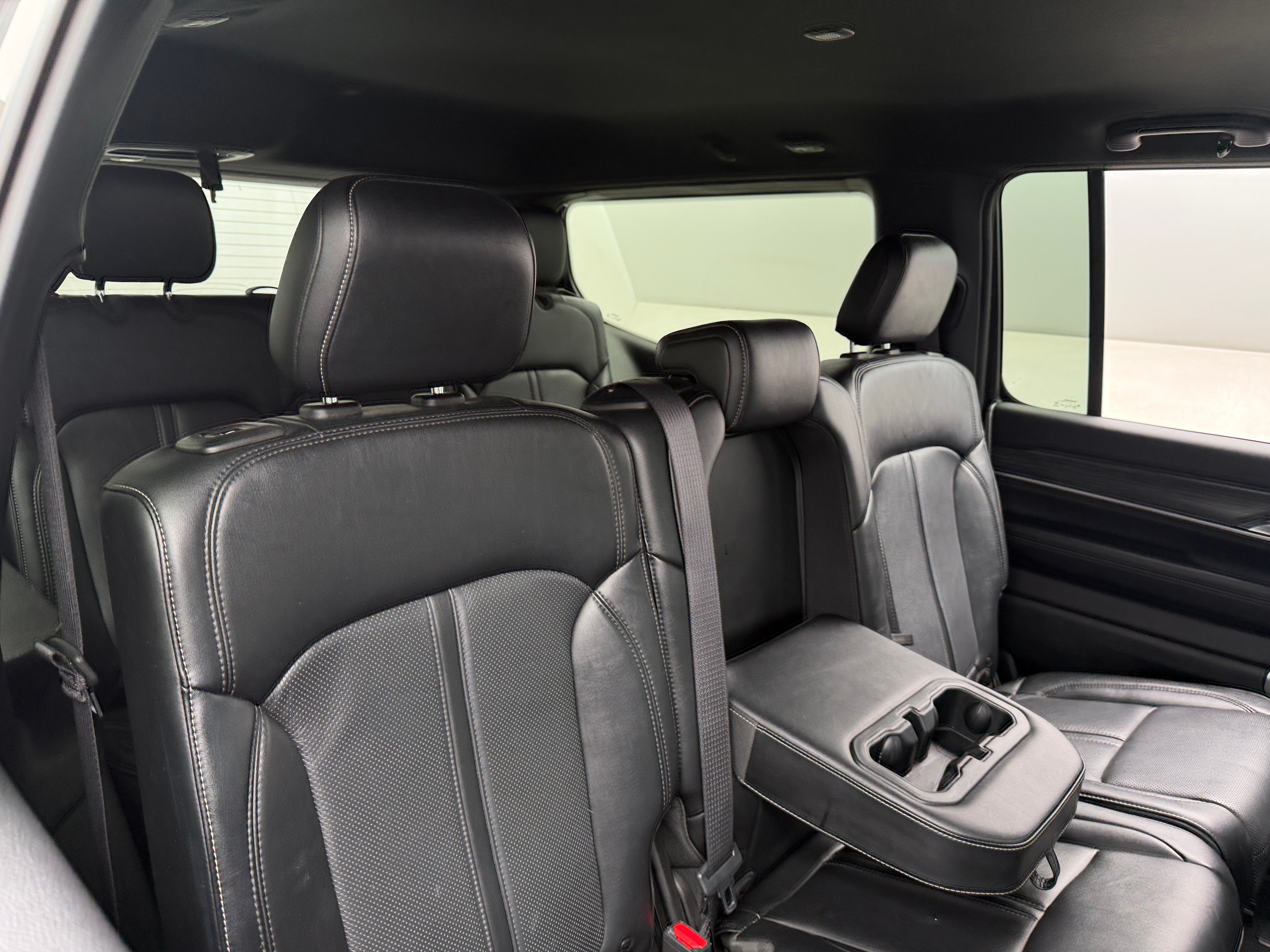 2024 Jeep Wagoneer