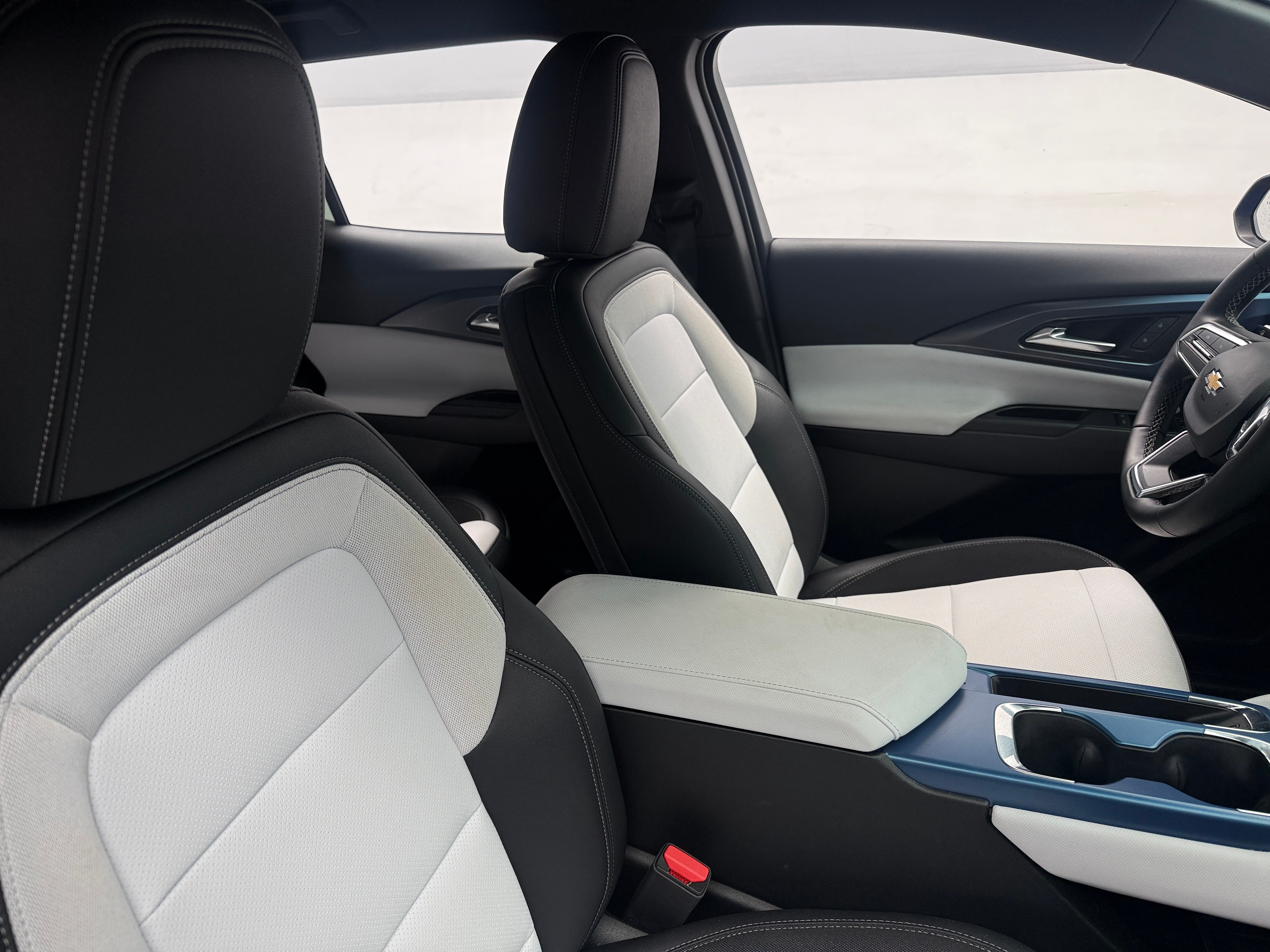 2026 Chevrolet Equinox EV 2LT