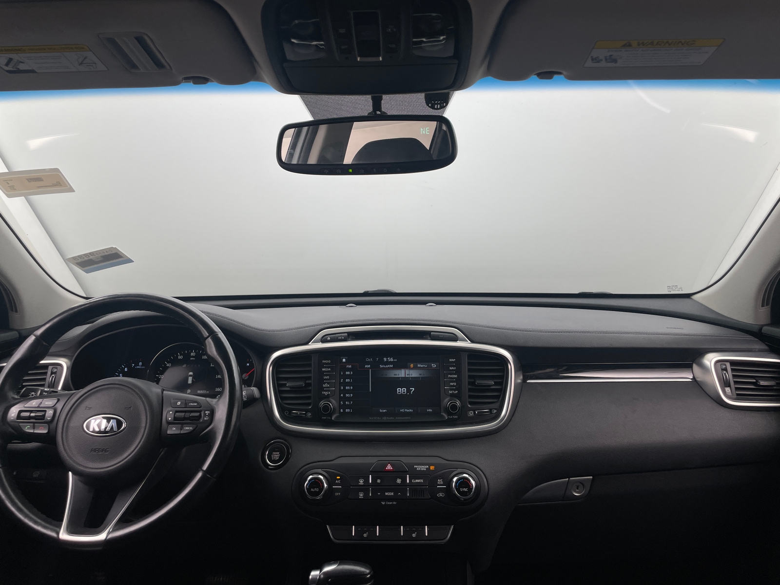 Thumbnail: 2017 Kia Sorento - 2