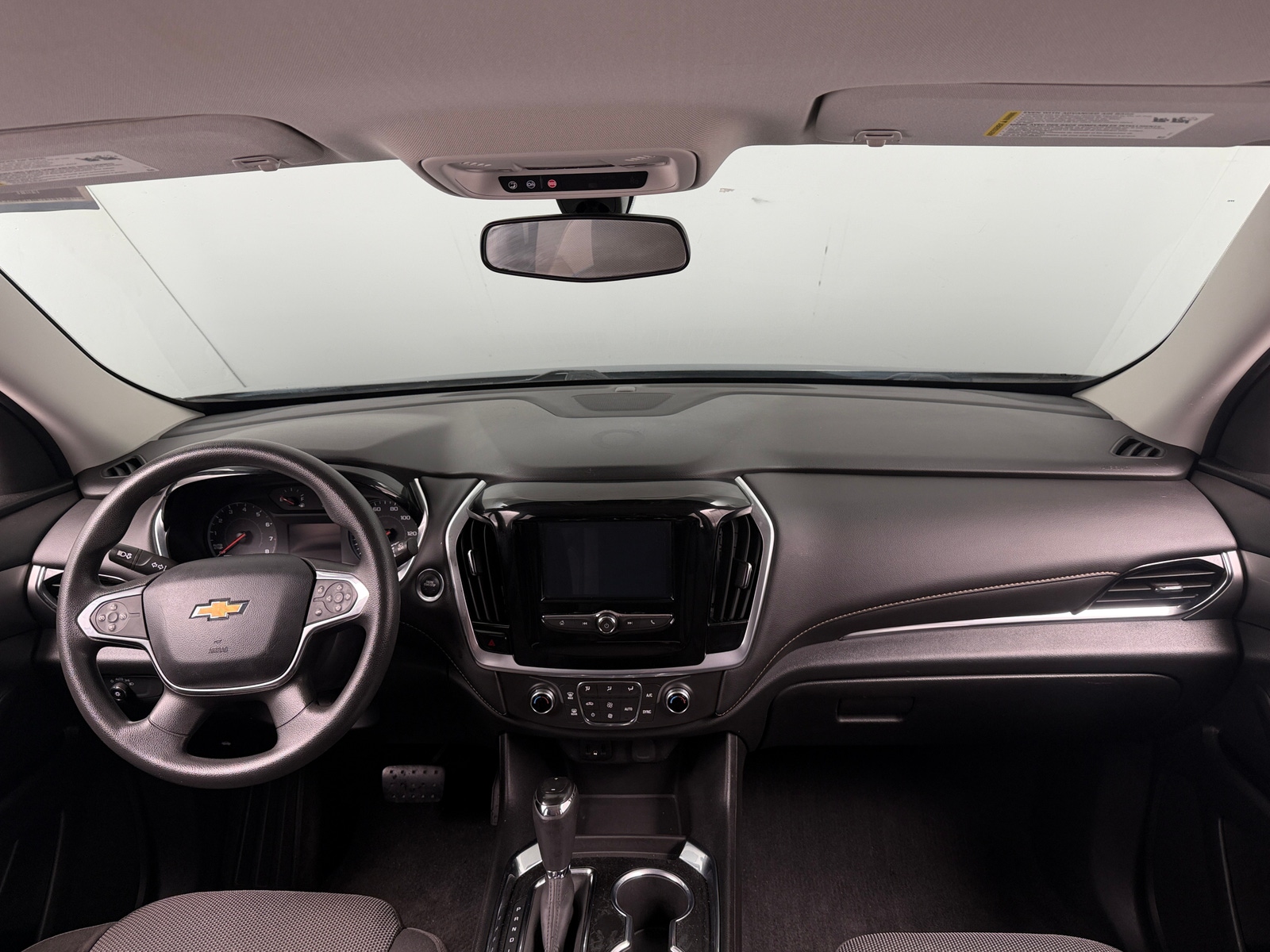 Thumbnail: 2019 Chevrolet Traverse - 3