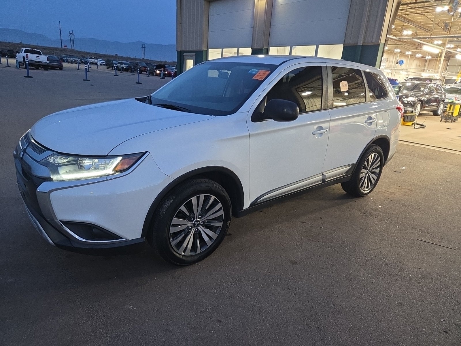 2020 Mitsubishi Outlander ES