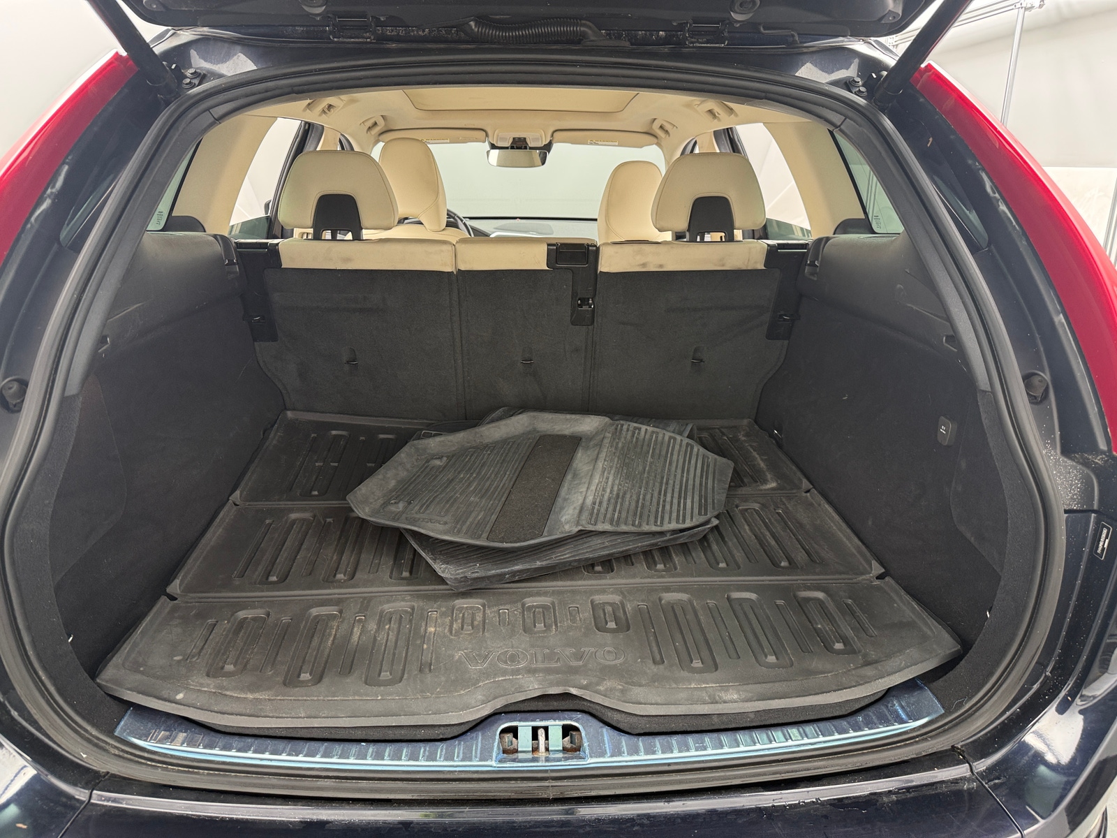 Thumbnail: 2017 Volvo XC60 - 6
