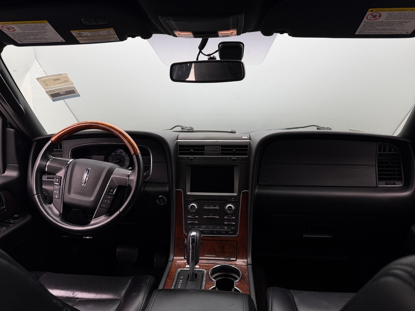 Thumbnail: 2017 Lincoln Navigator L - 2