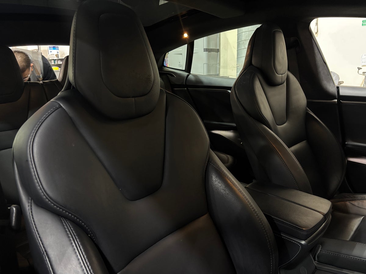 2018 Tesla Model S 75D in Gray — photo 2