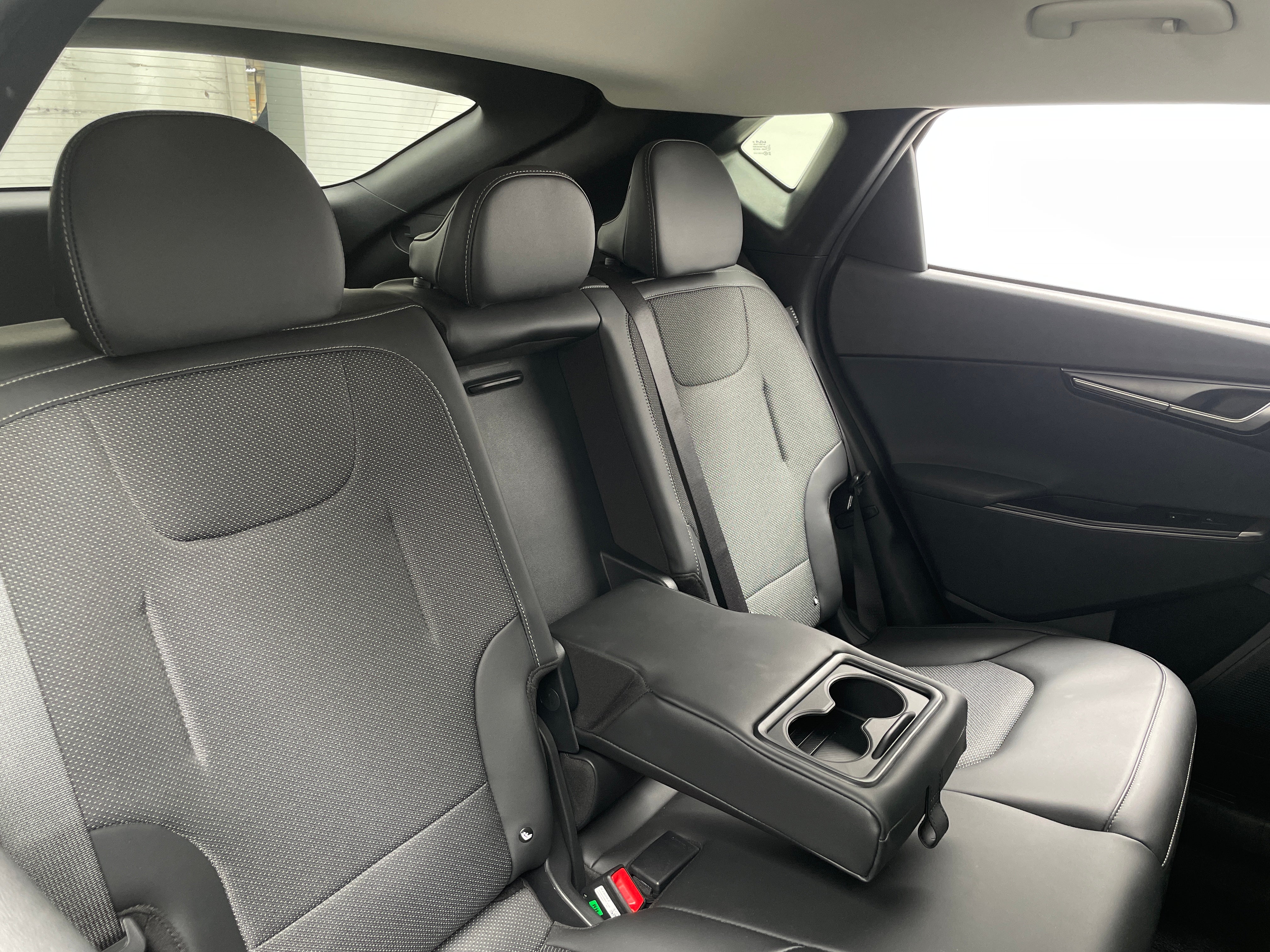 Used 2025 Kia EV6 Light L/R with VIN 5XYC3DJC8SG010647 for sale in Auburn, WA