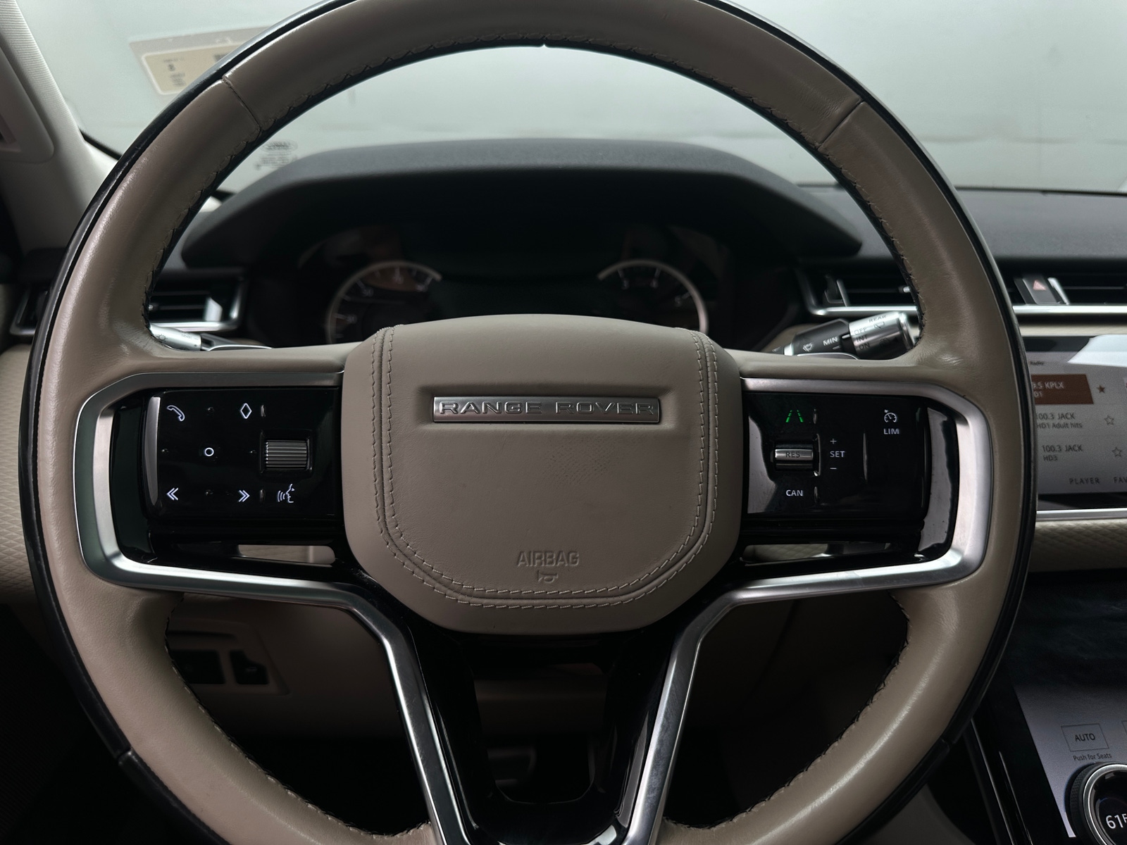 Thumbnail: 2022 Land Rover Range Rover Velar - 5