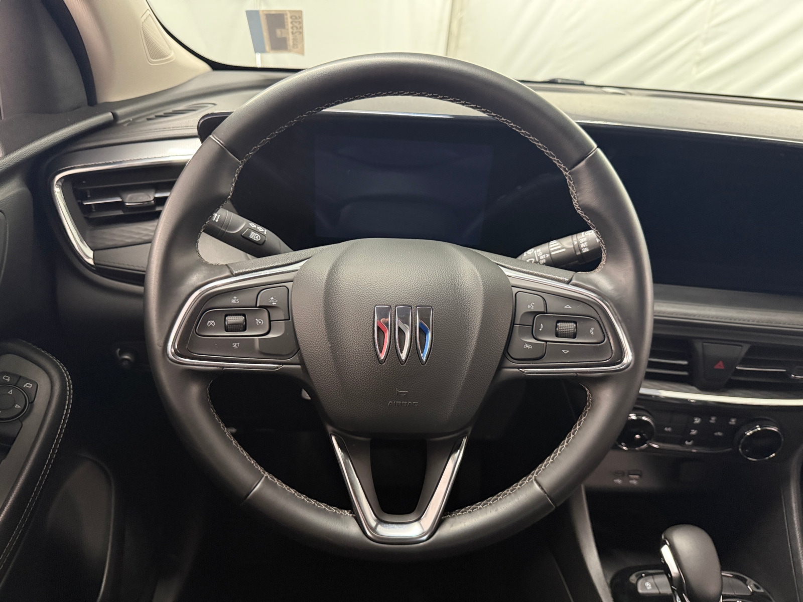 Thumbnail: 2025 Buick Encore GX - 5