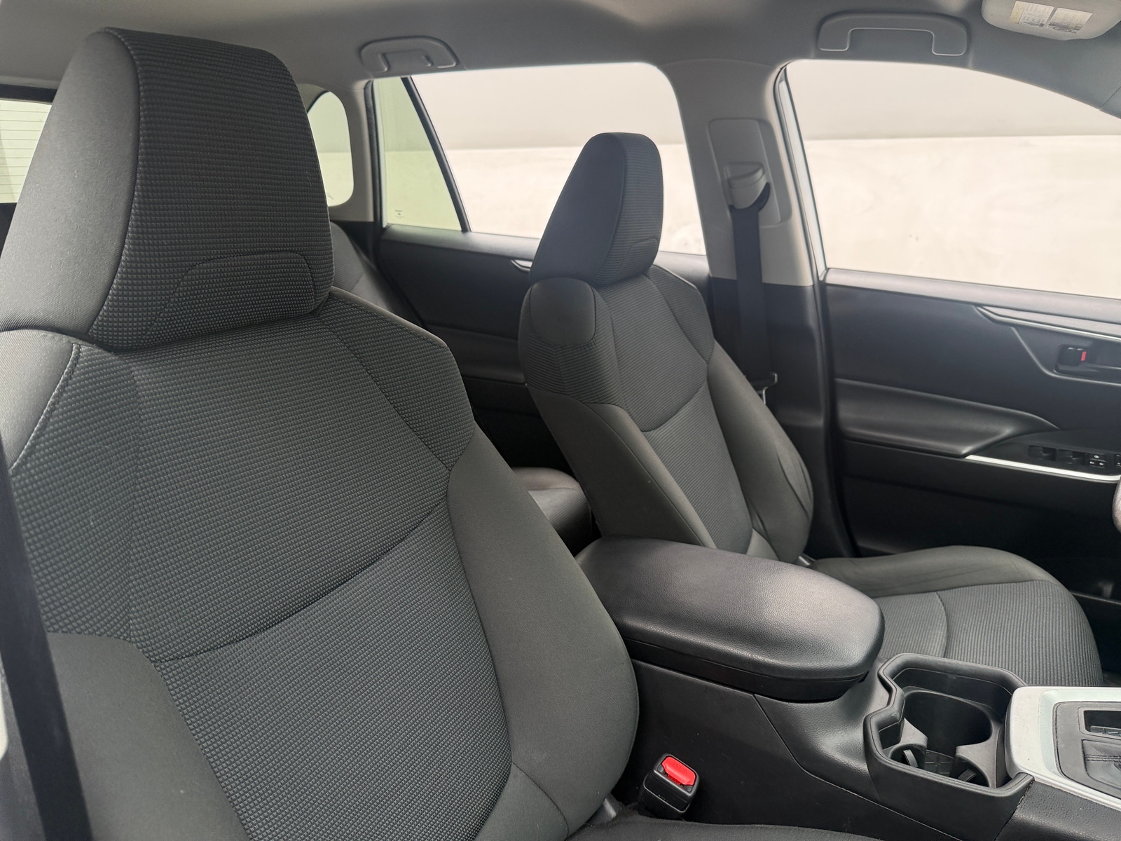 Thumbnail: 2021 Toyota RAV4 - 2
