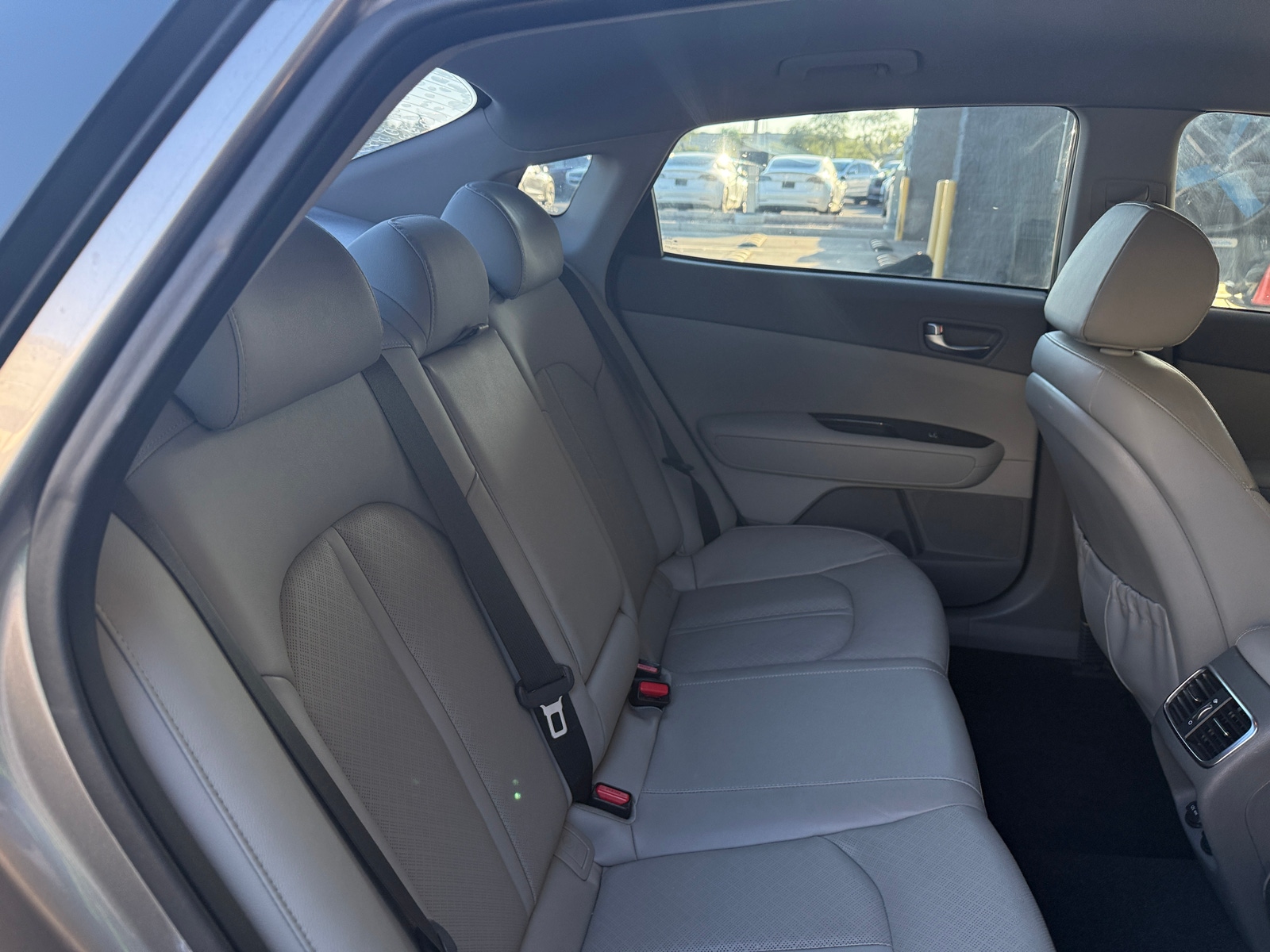 Thumbnail: 2016 Kia Optima - 5