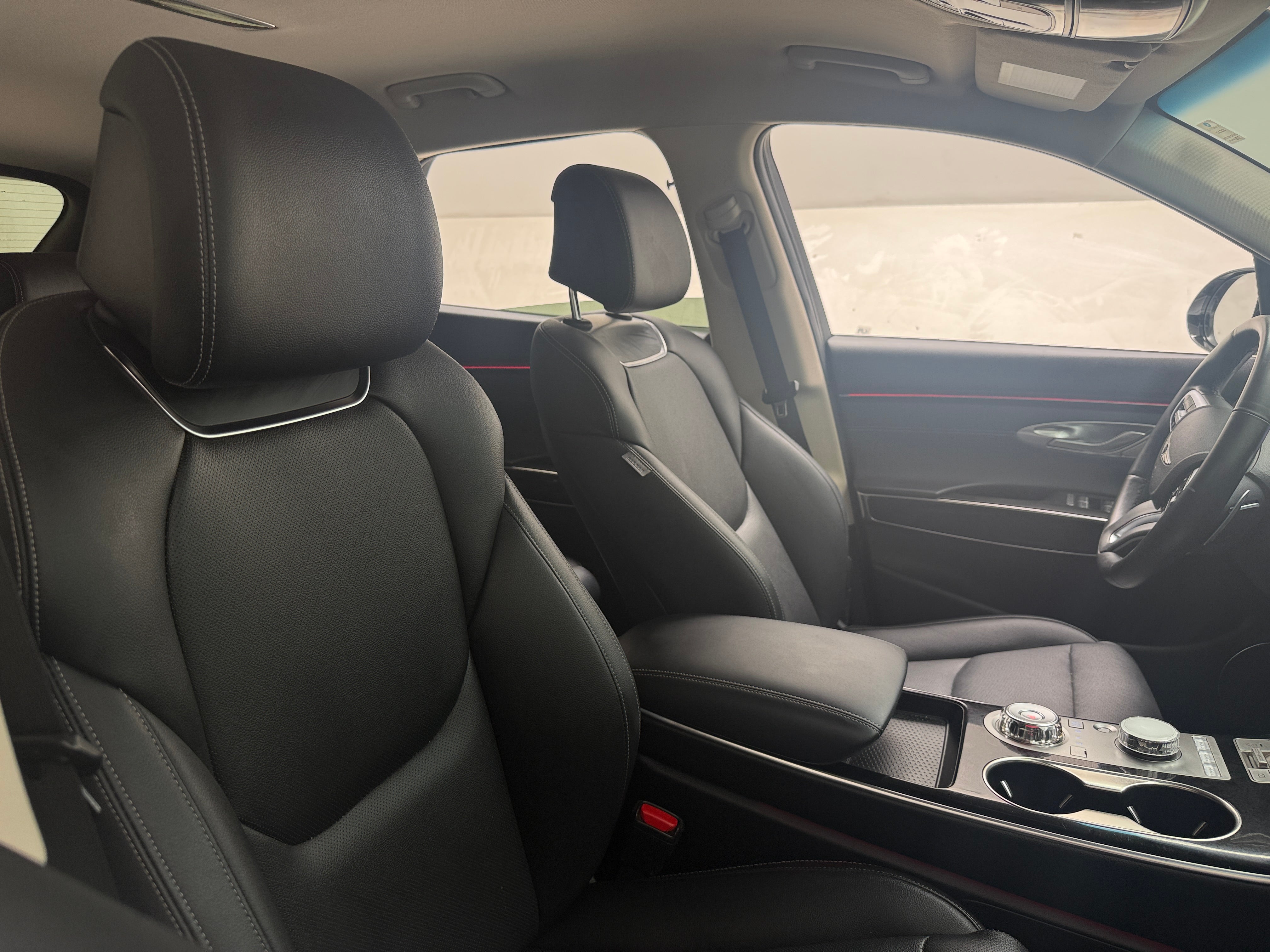 2026 GENESIS GV70