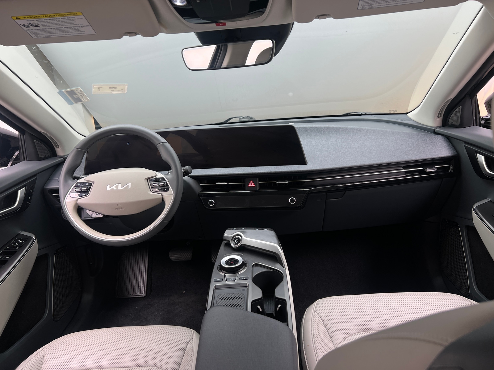 Thumbnail: 2024 Kia EV6 - 2