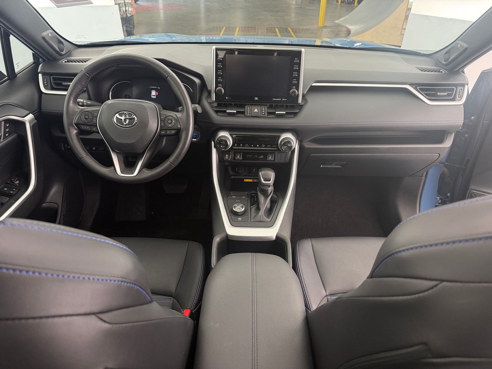 Thumbnail: 2022 Toyota RAV4 - 2