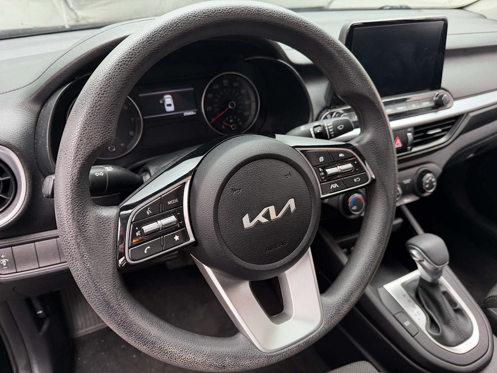 Thumbnail: 2024 Kia Forte - 5