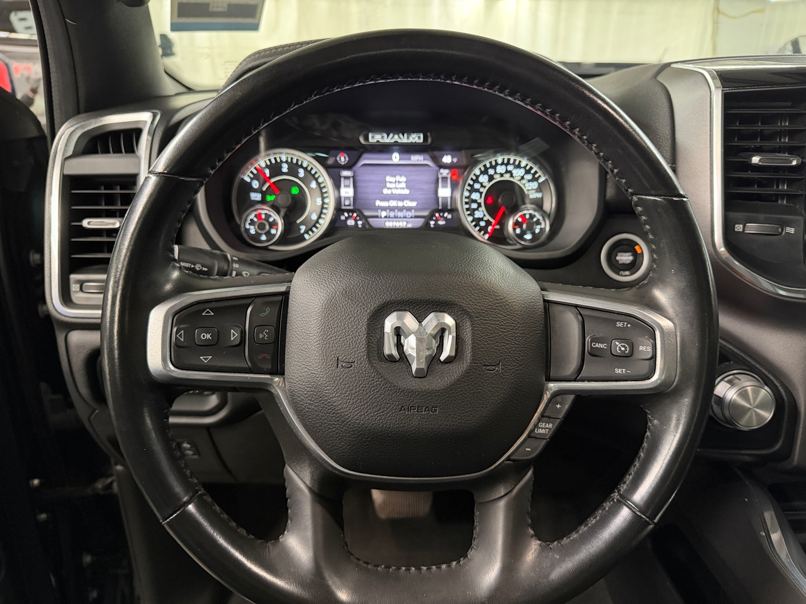 Thumbnail: 2022 RAM 1500 - 4