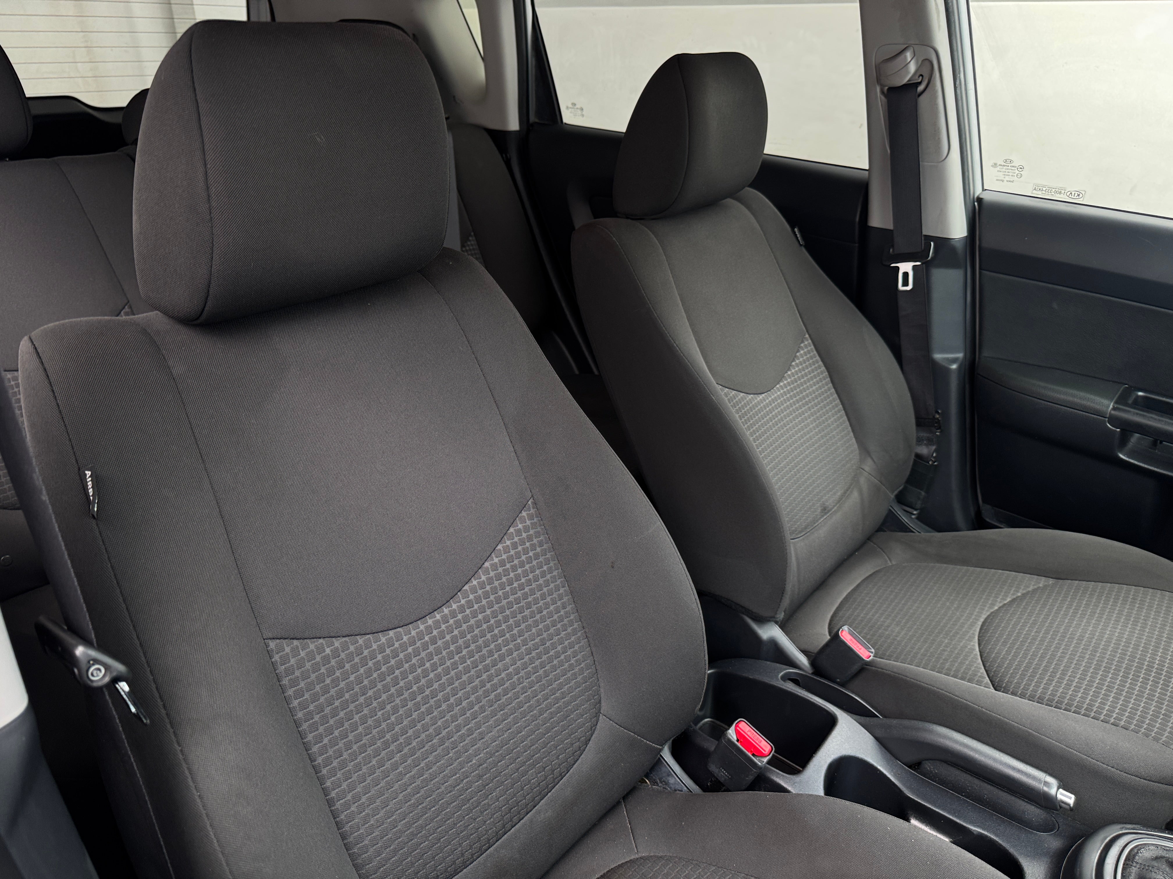 Used 2012 Kia Soul Base with VIN KNDJT2A59C7447570 for sale in Pewaukee, WI