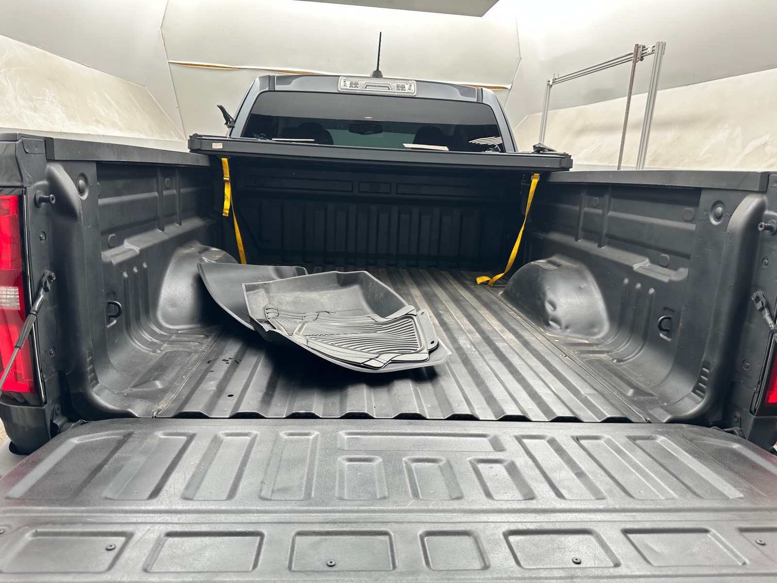 Thumbnail: 2016 Chevrolet Colorado - 6