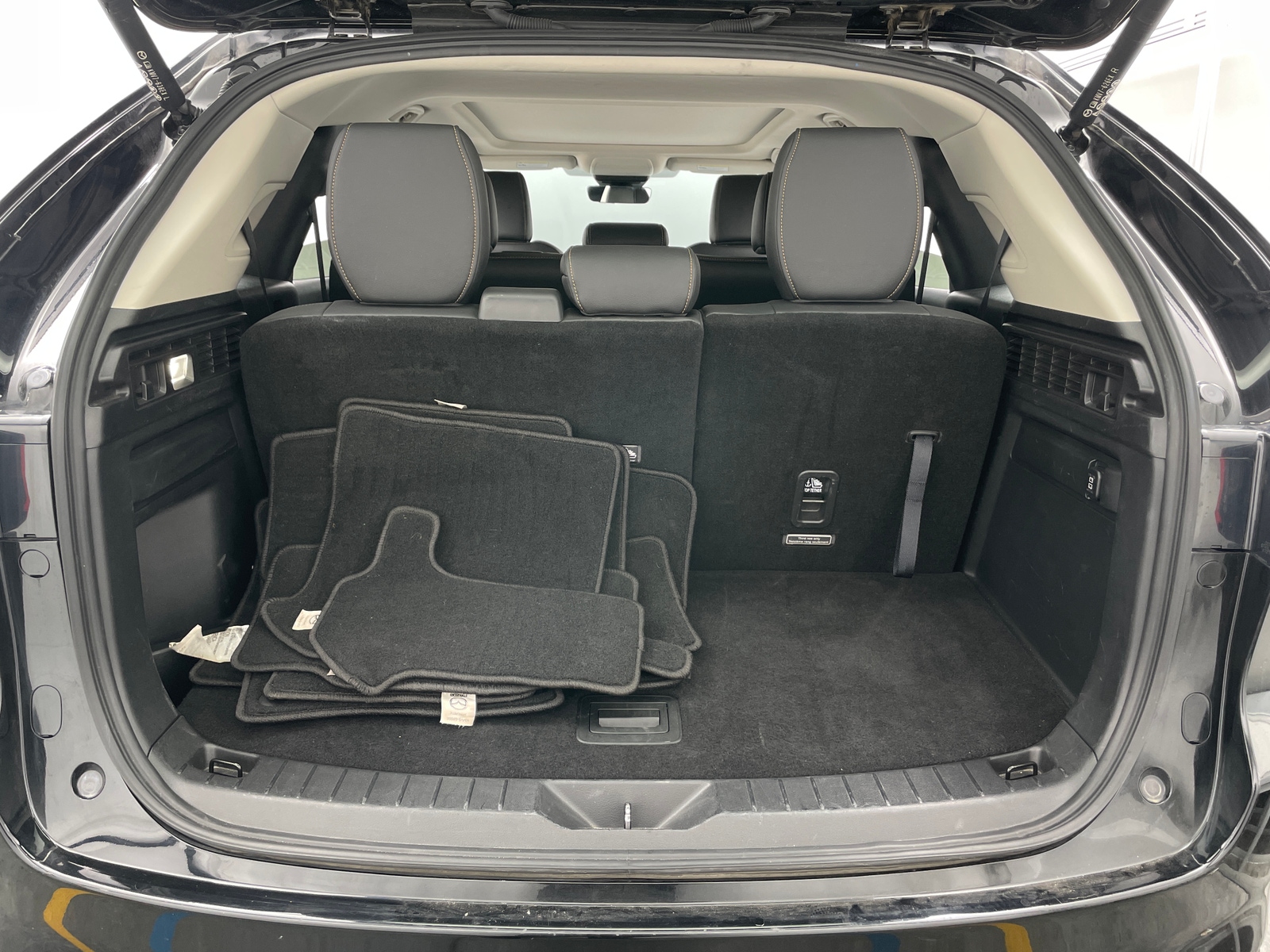Thumbnail: 2026 Mazda CX-90 - 6
