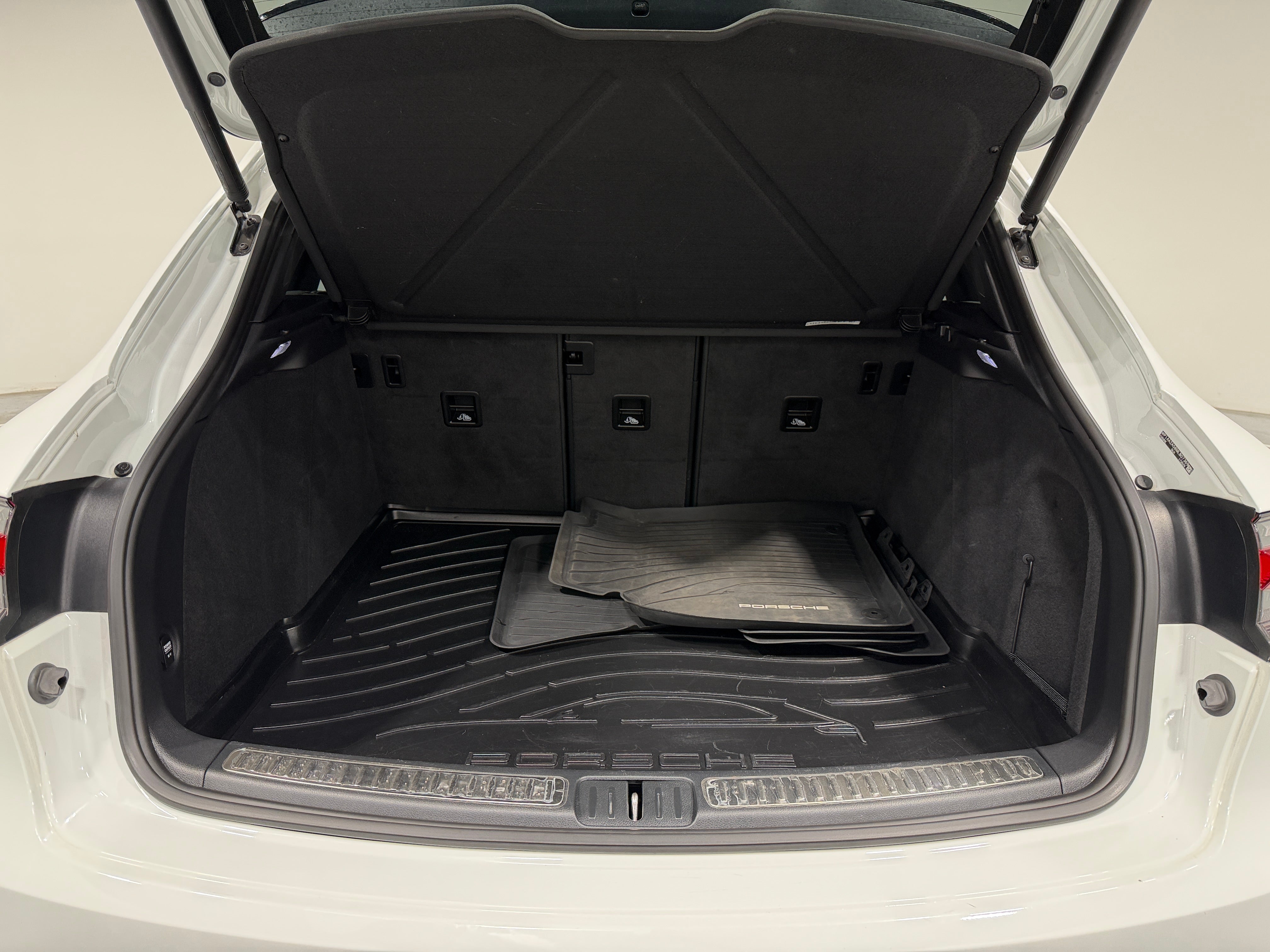 2021 Porsche Macan