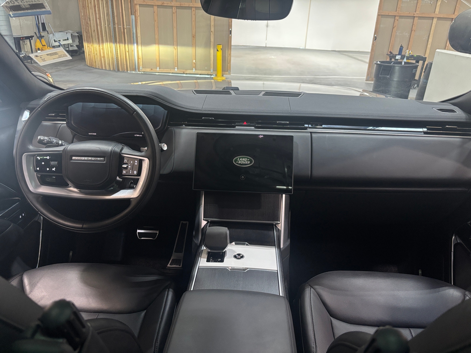 Thumbnail: 2024 Land Rover Range Rover - 2