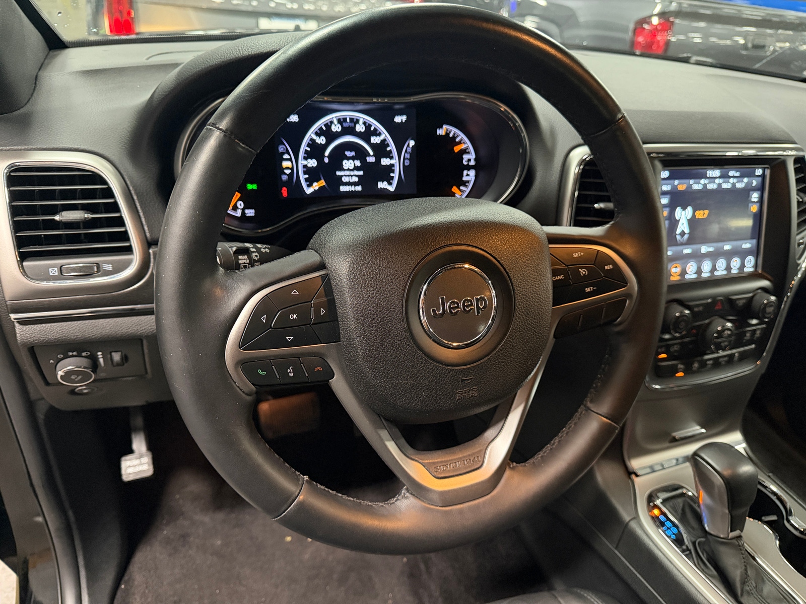 Thumbnail: 2018 Jeep Grand Cherokee - 4