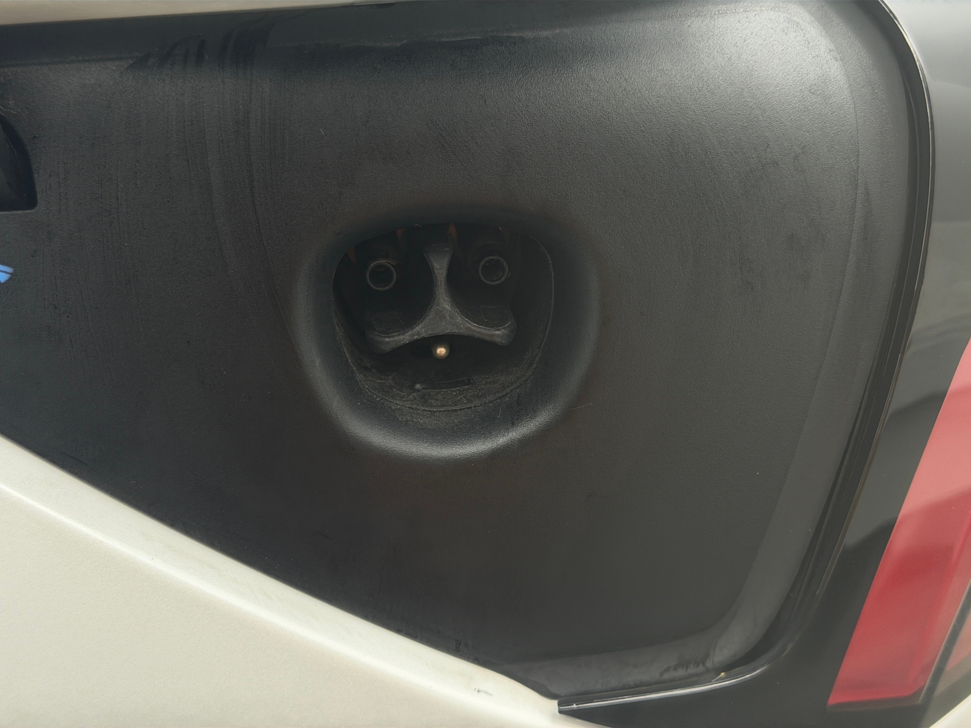 Used 2022 Tesla Model Y Performance with VIN 7SAYGDEF7NF415301 for sale in Oak Creek, WI