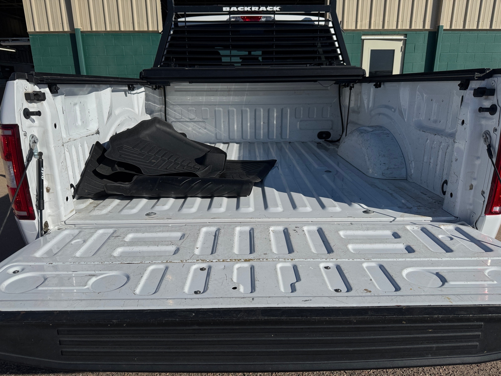 Thumbnail: 2019 Ford Econoline - 7