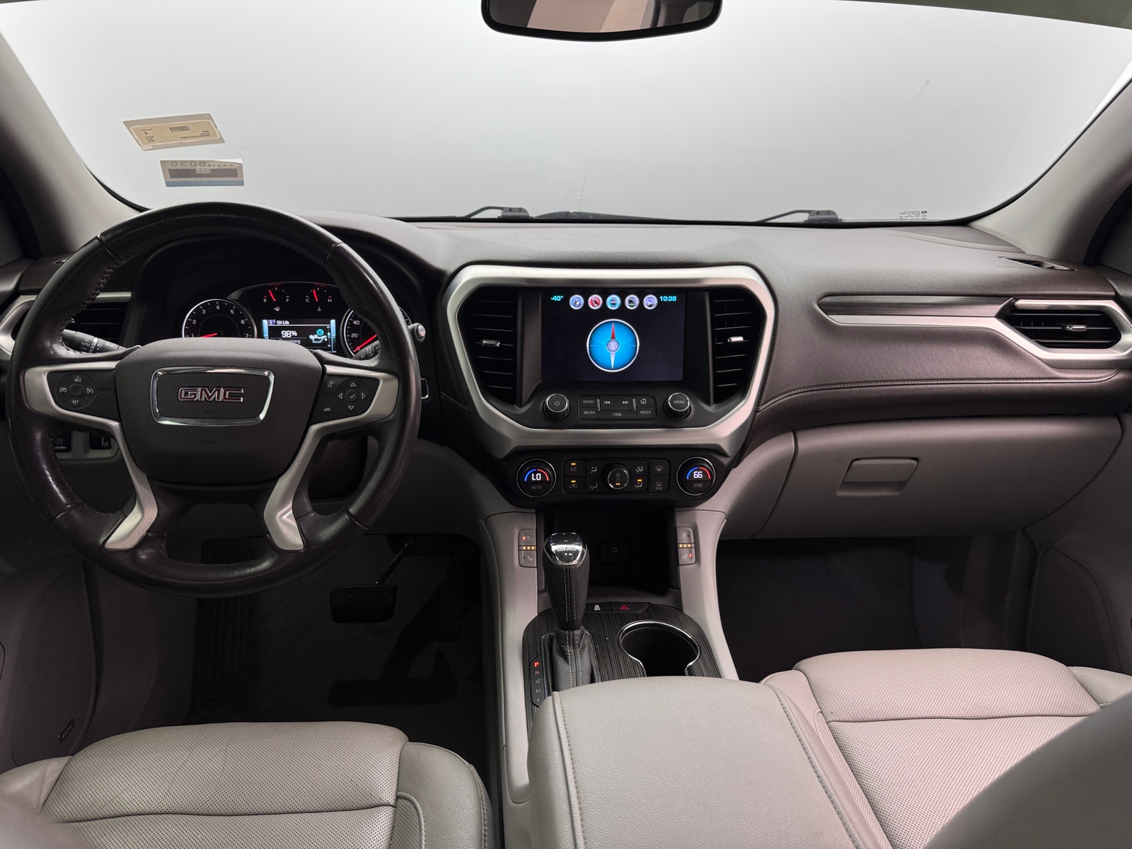 Thumbnail: 2018 GMC Acadia - 2