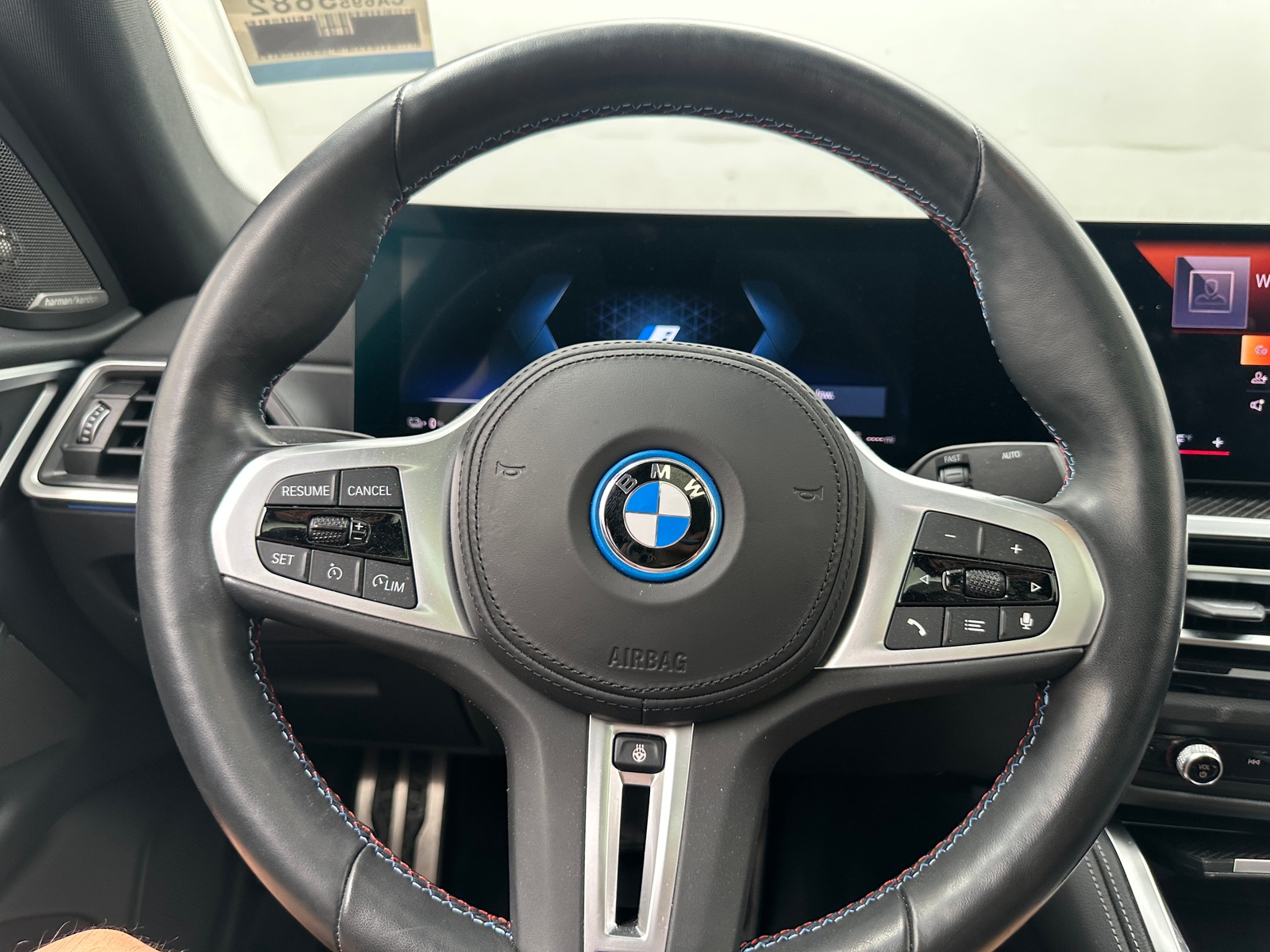 Thumbnail: 2022 BMW i4 - 4