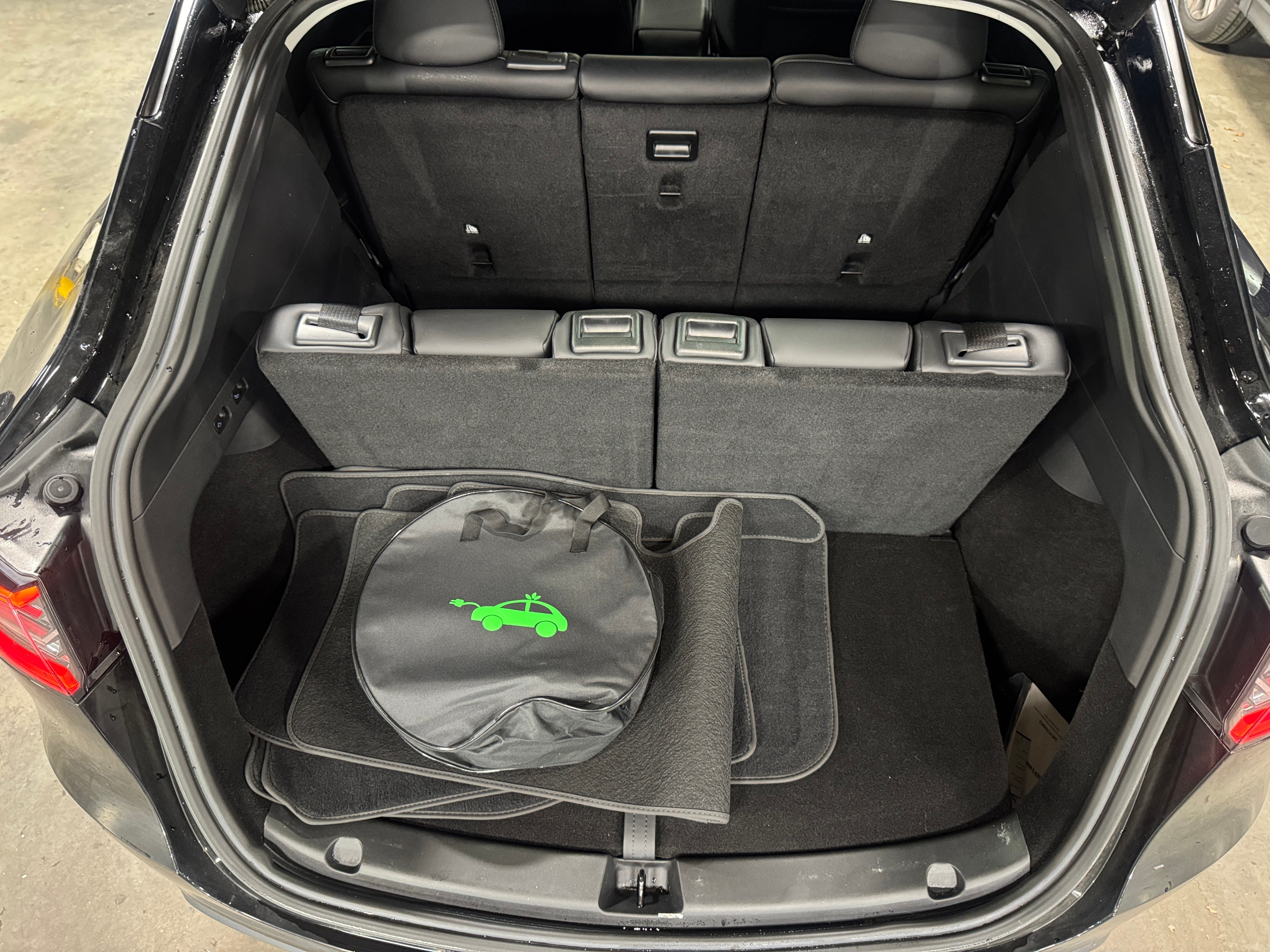 Used 2024 Tesla Model Y Long Range with VIN 7SAYGAEE1RF167851 for sale in Auburn, WA