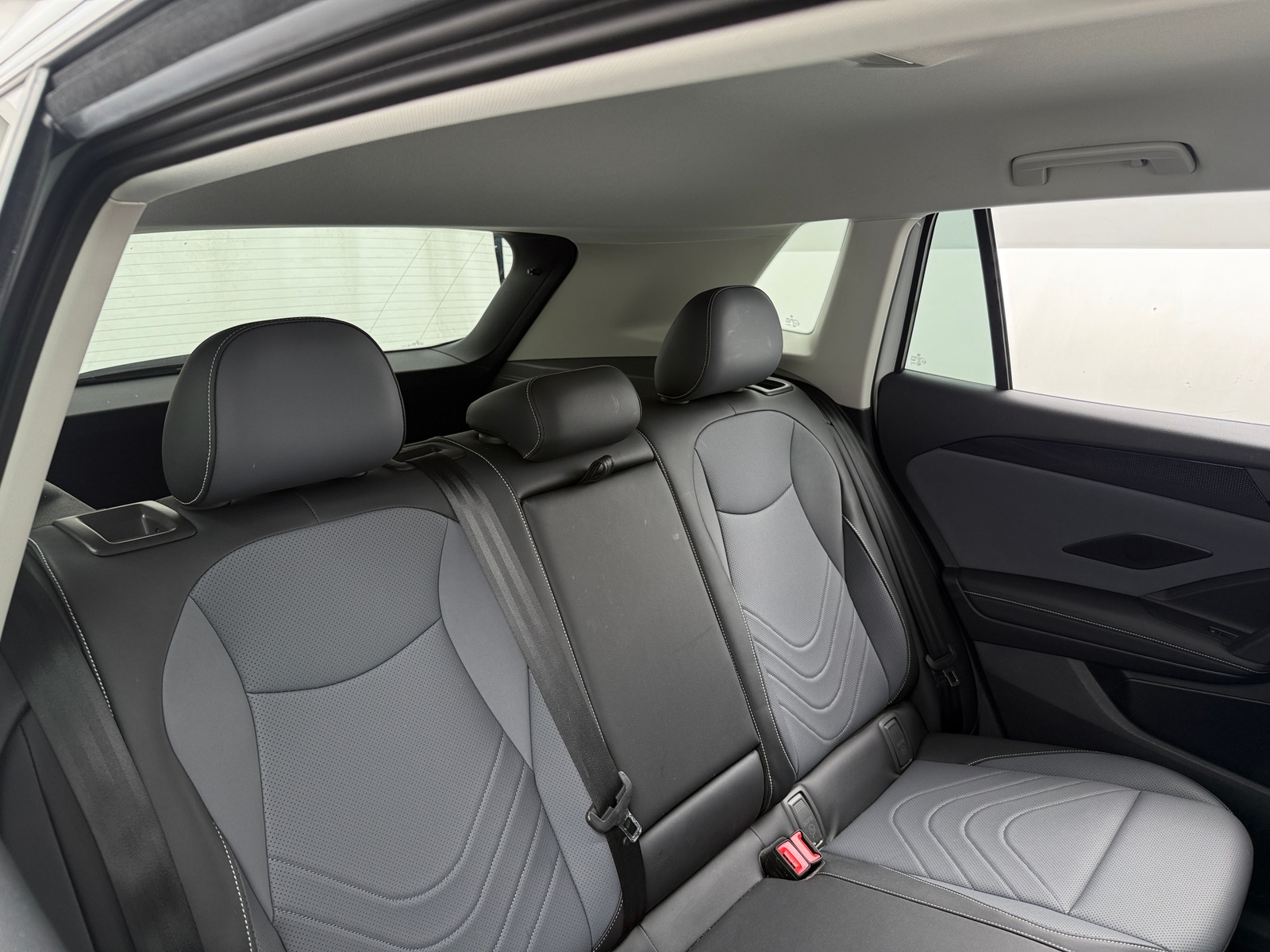 Thumbnail: 2026 Volkswagen Tiguan - 6