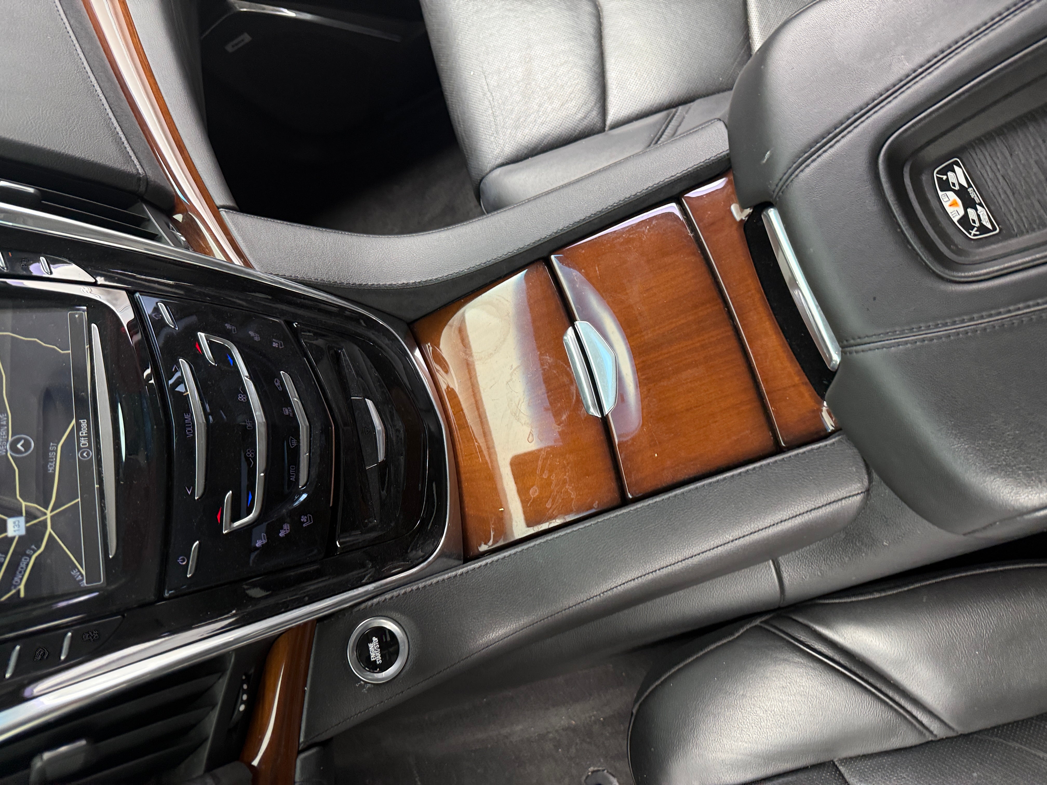 2017 Cadillac Escalade Premium Luxury
