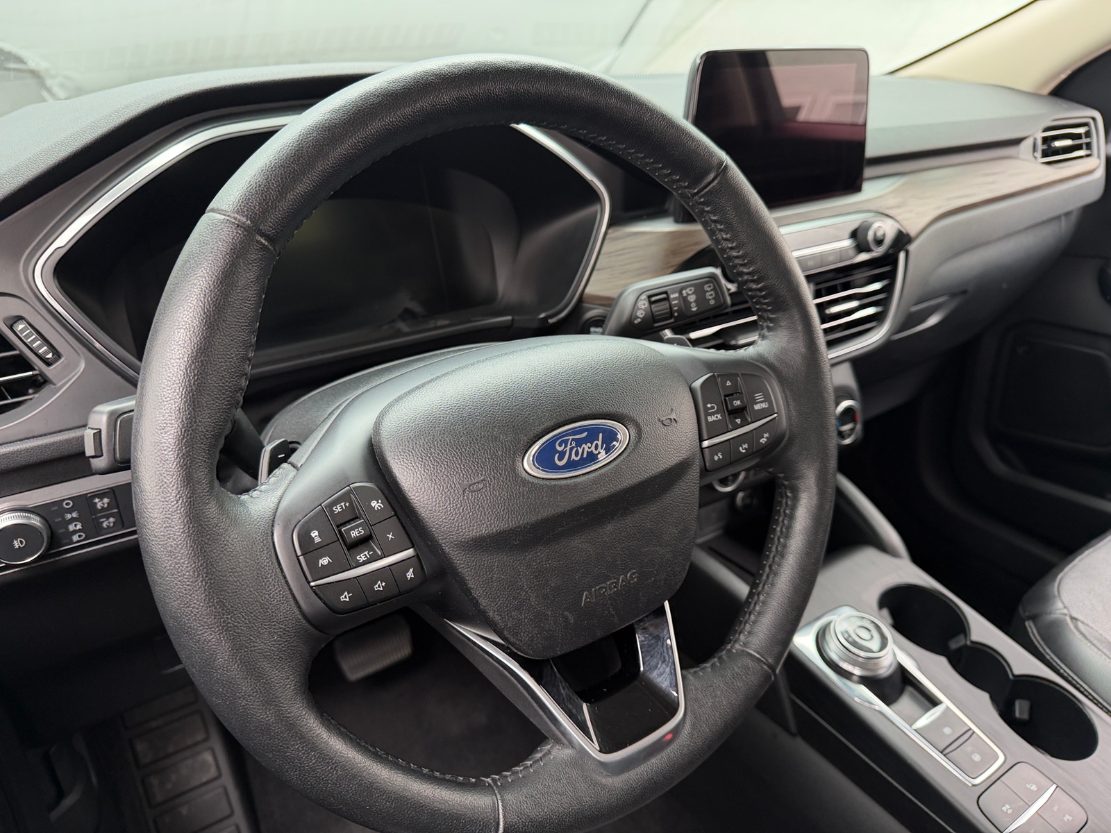 Thumbnail: 2020 Ford Escape - 4