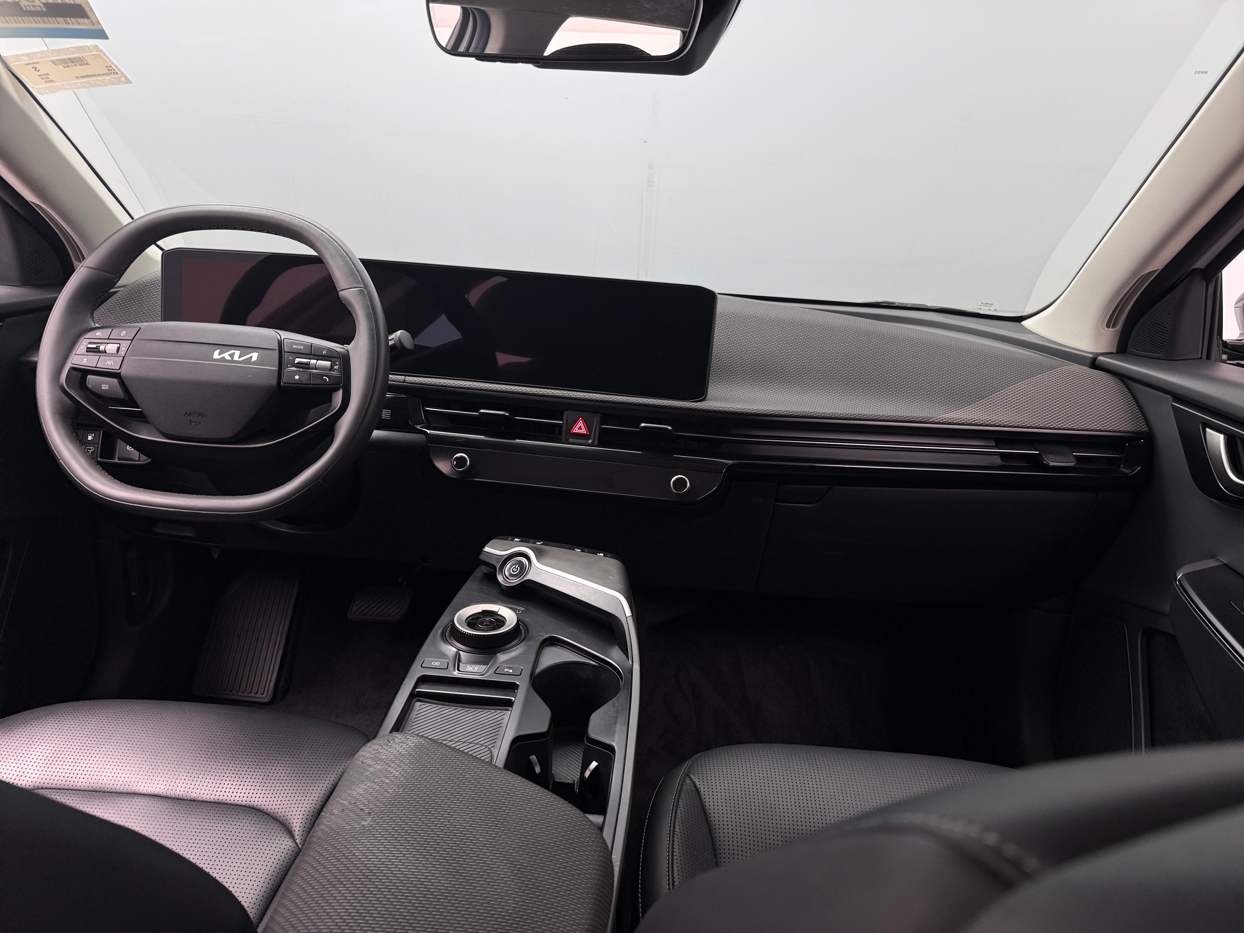 Used 2025 Kia EV6 Wind with VIN 5XYC34JA3SG005872 for sale in Auburn, WA