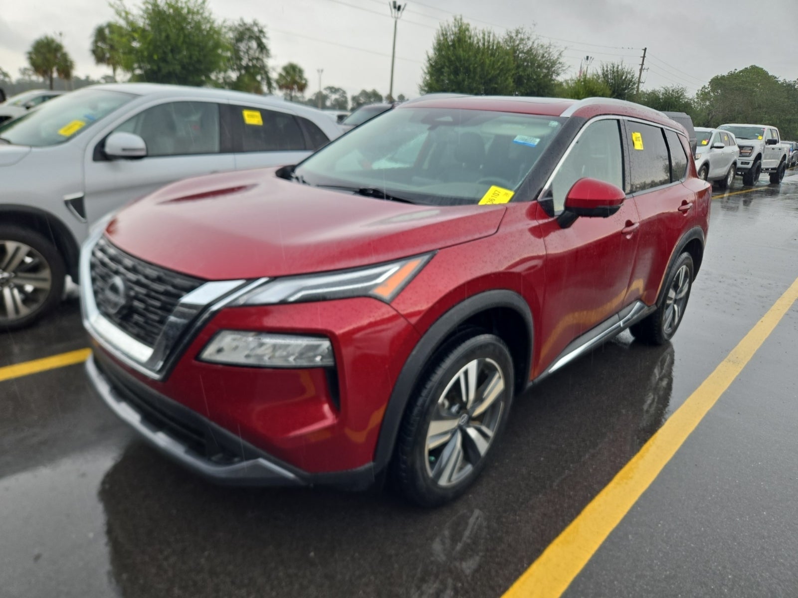 2023 Nissan Rogue SL
