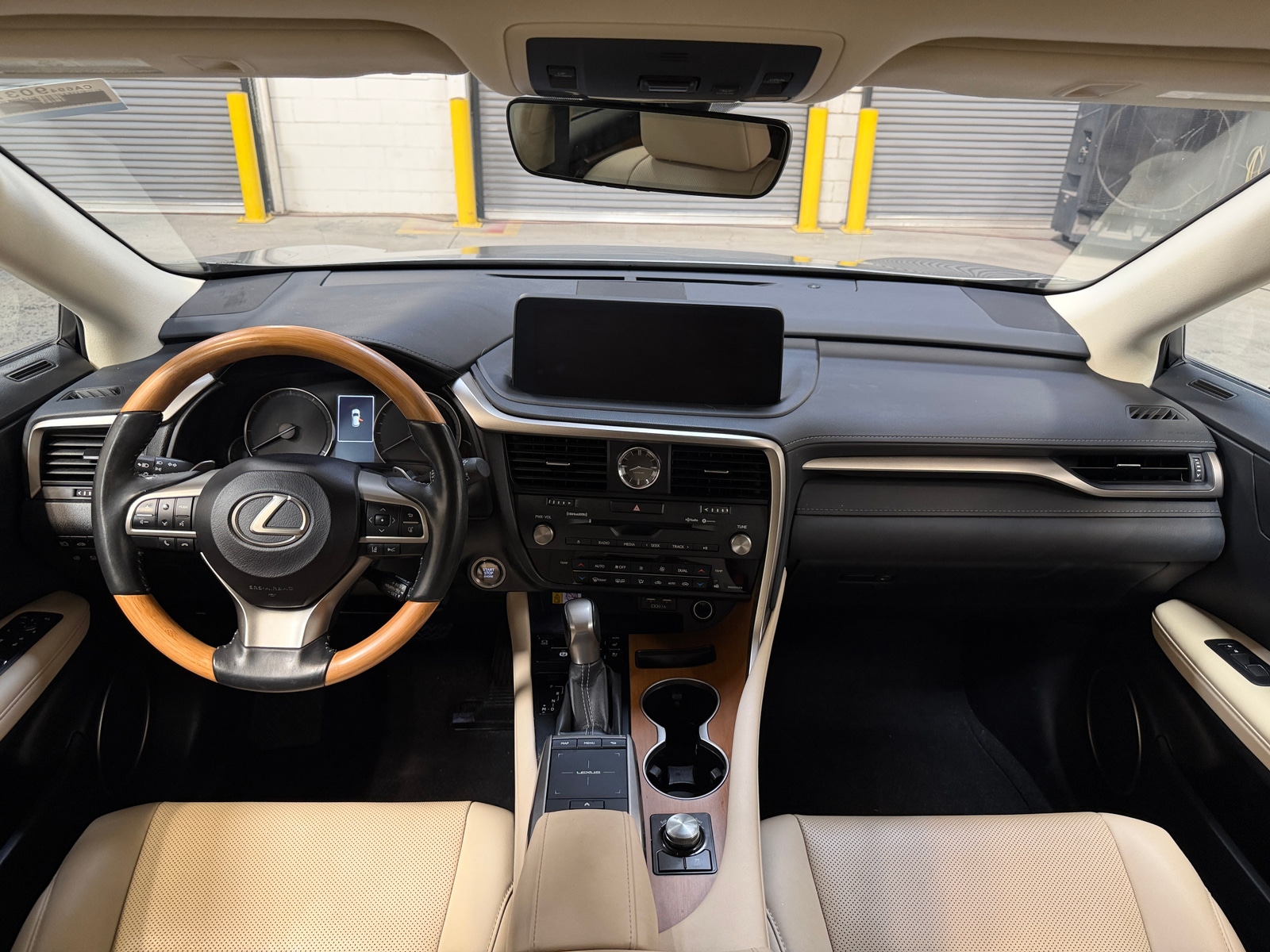 Thumbnail: 2022 Lexus RX - 3