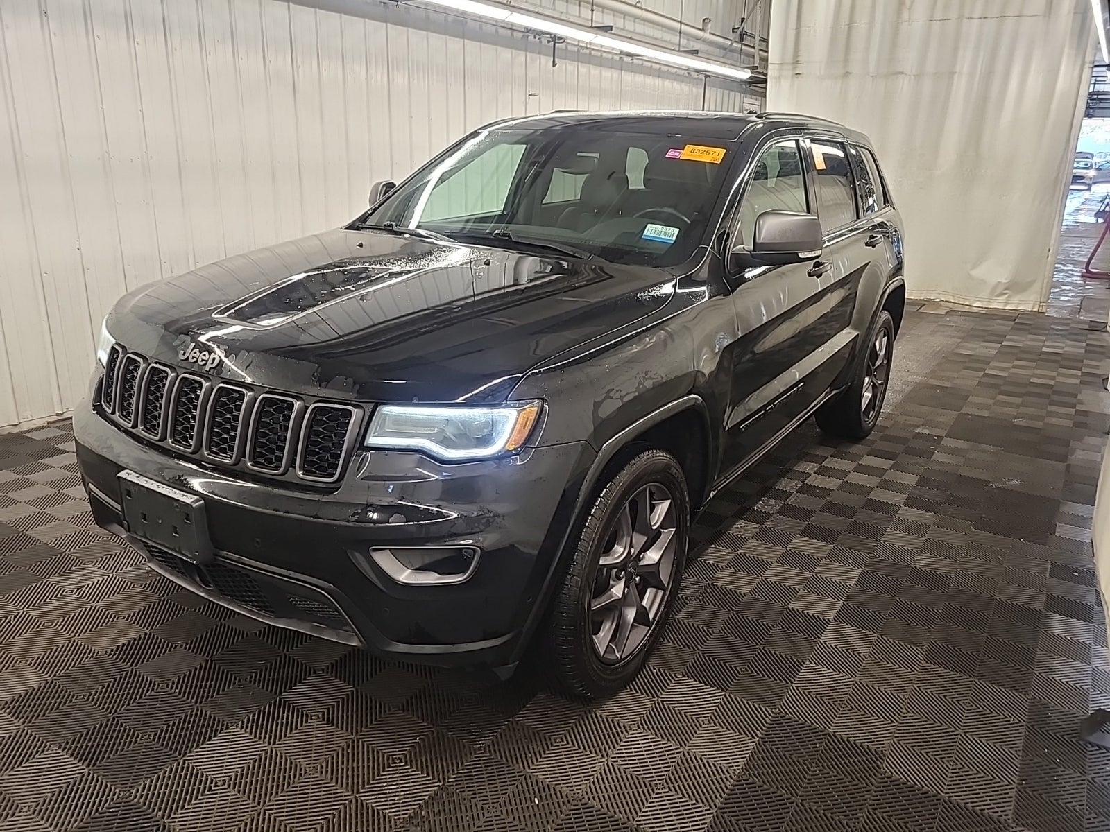 2021 Jeep Grand Cherokee 80th Anniversary Edition