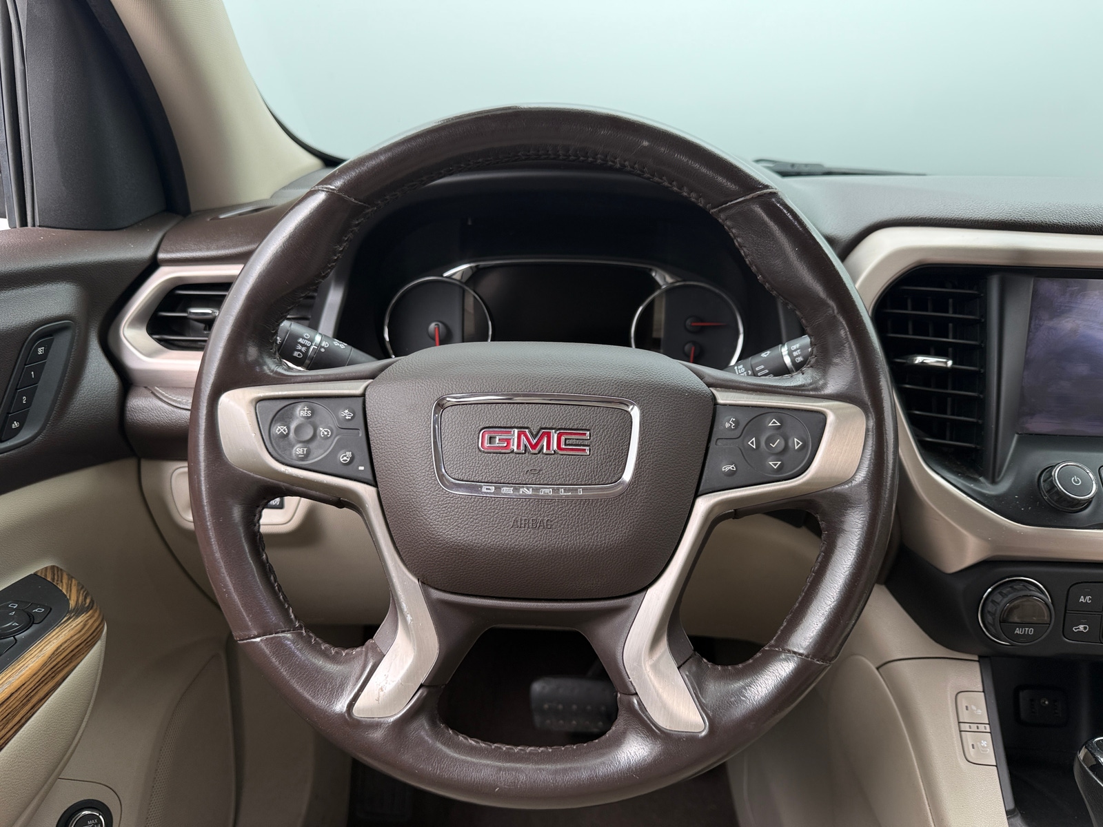 Thumbnail: 2019 GMC Acadia - 4