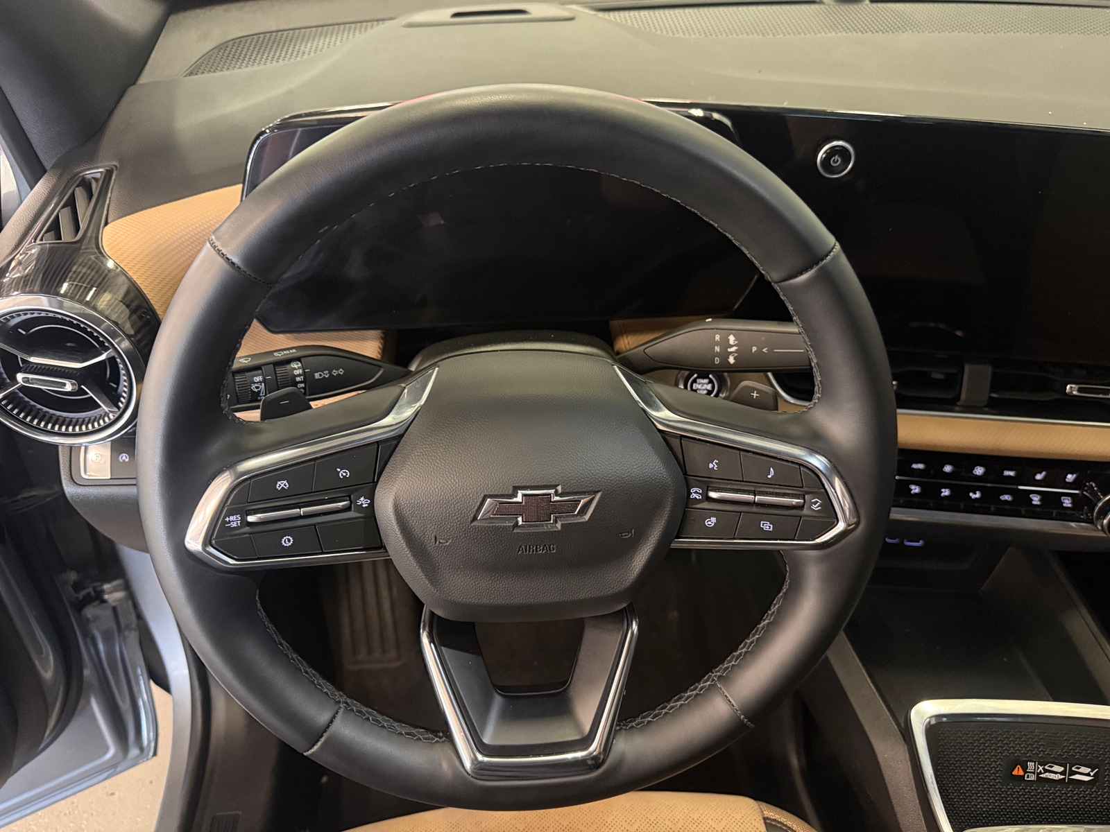 Thumbnail: 2026 Chevrolet Equinox - 4