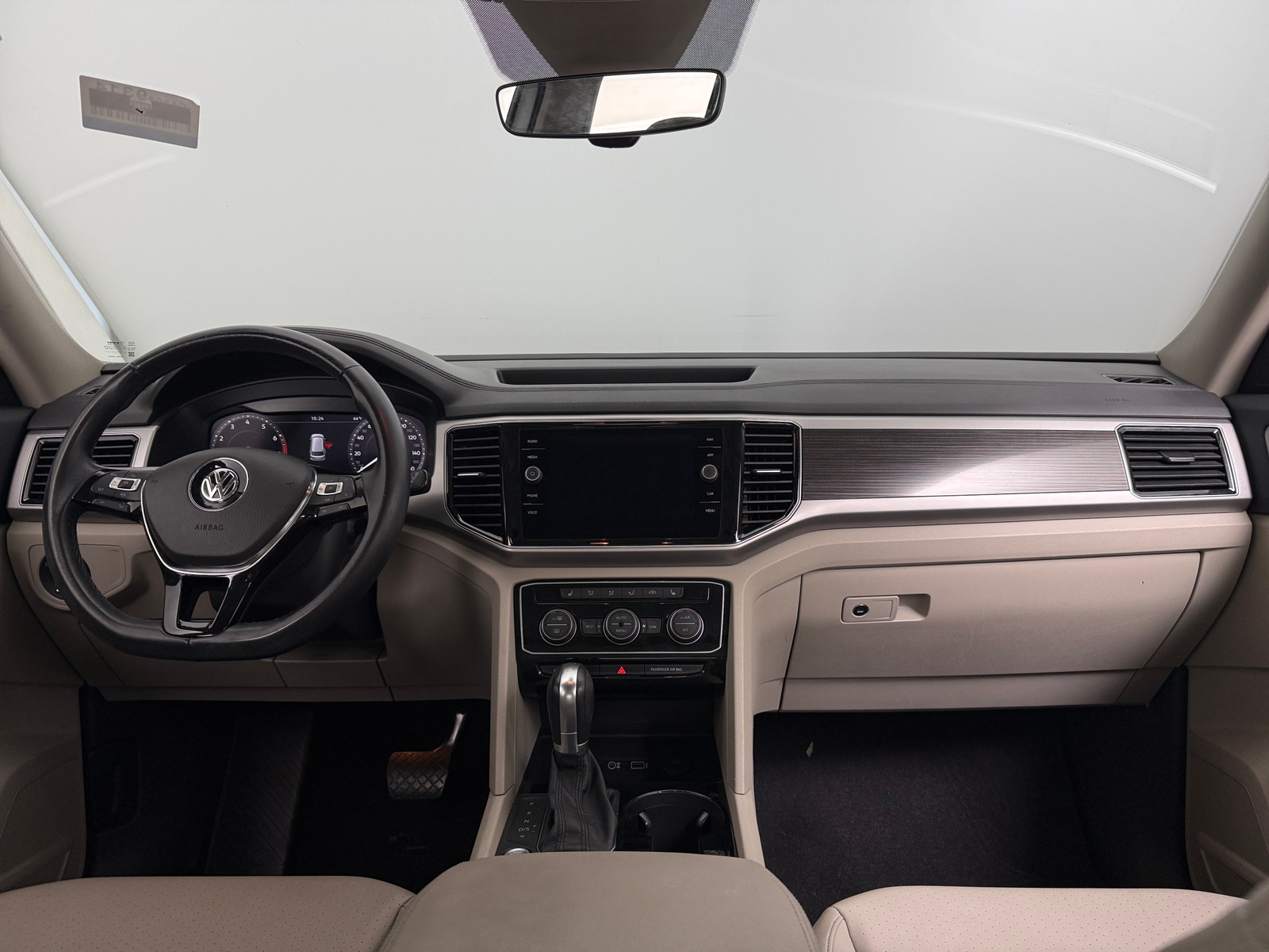 Thumbnail: 2019 Volkswagen Atlas - 2