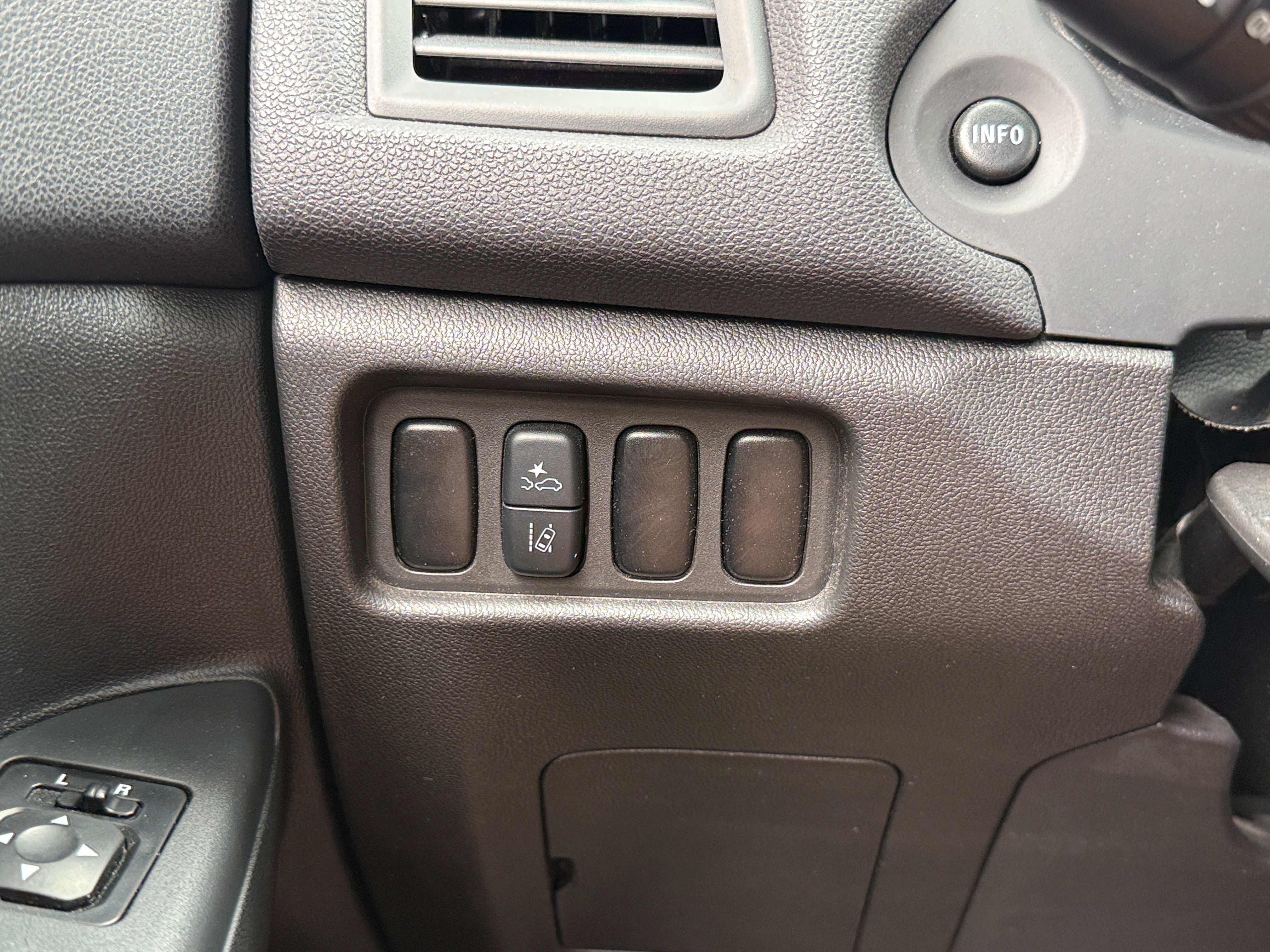 2024 Mitsubishi Outlander Sport ES