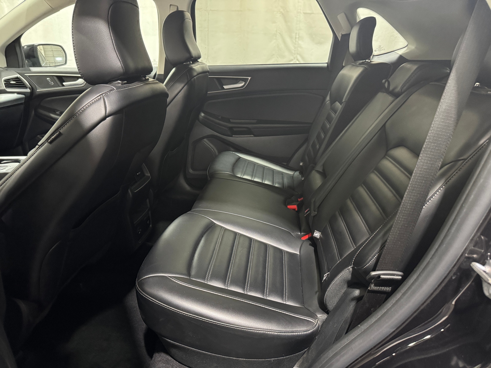 Thumbnail: 2022 Ford Edge - 5