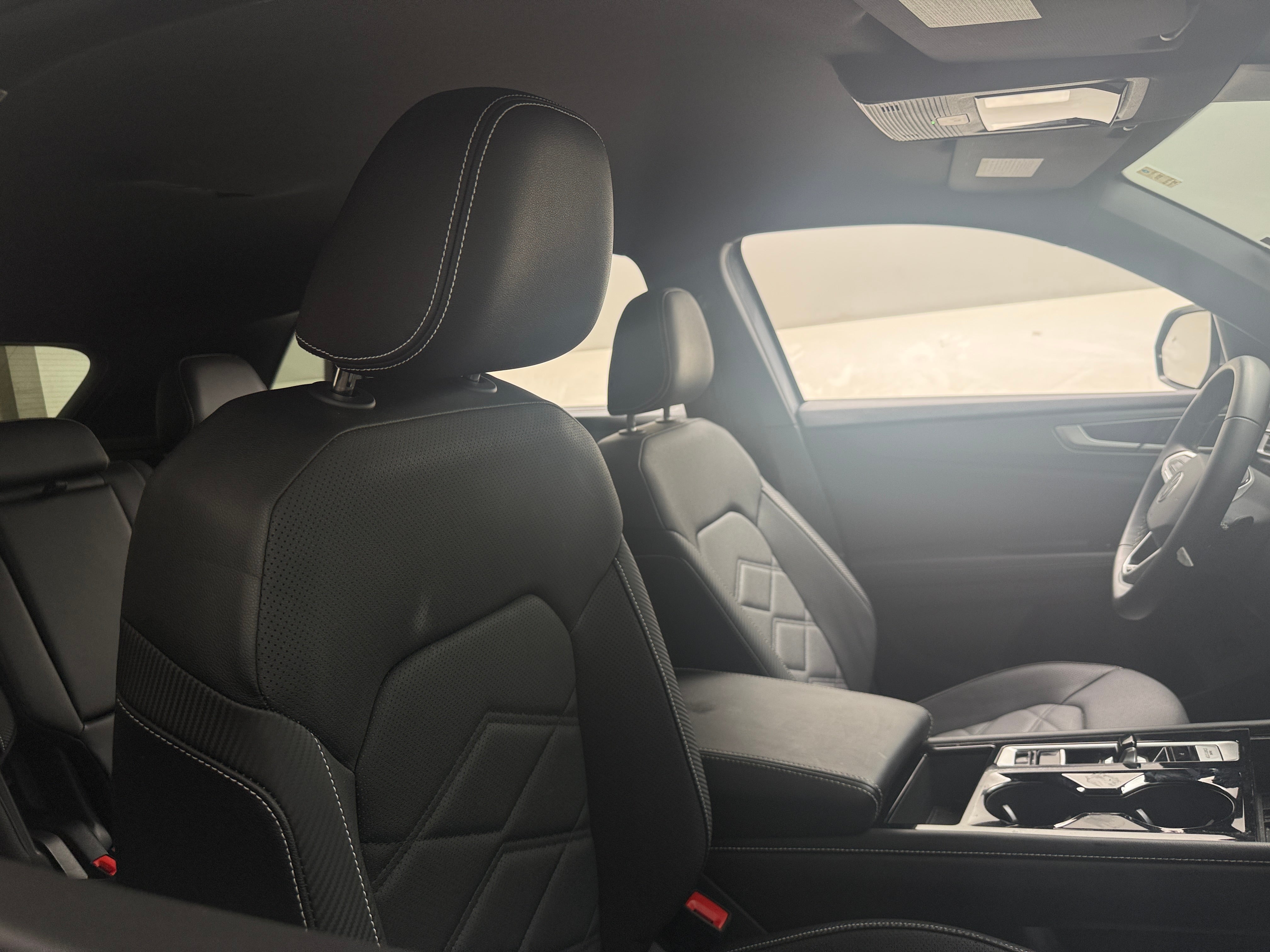 2026 Volkswagen Atlas Cross Sport SE w/Tech