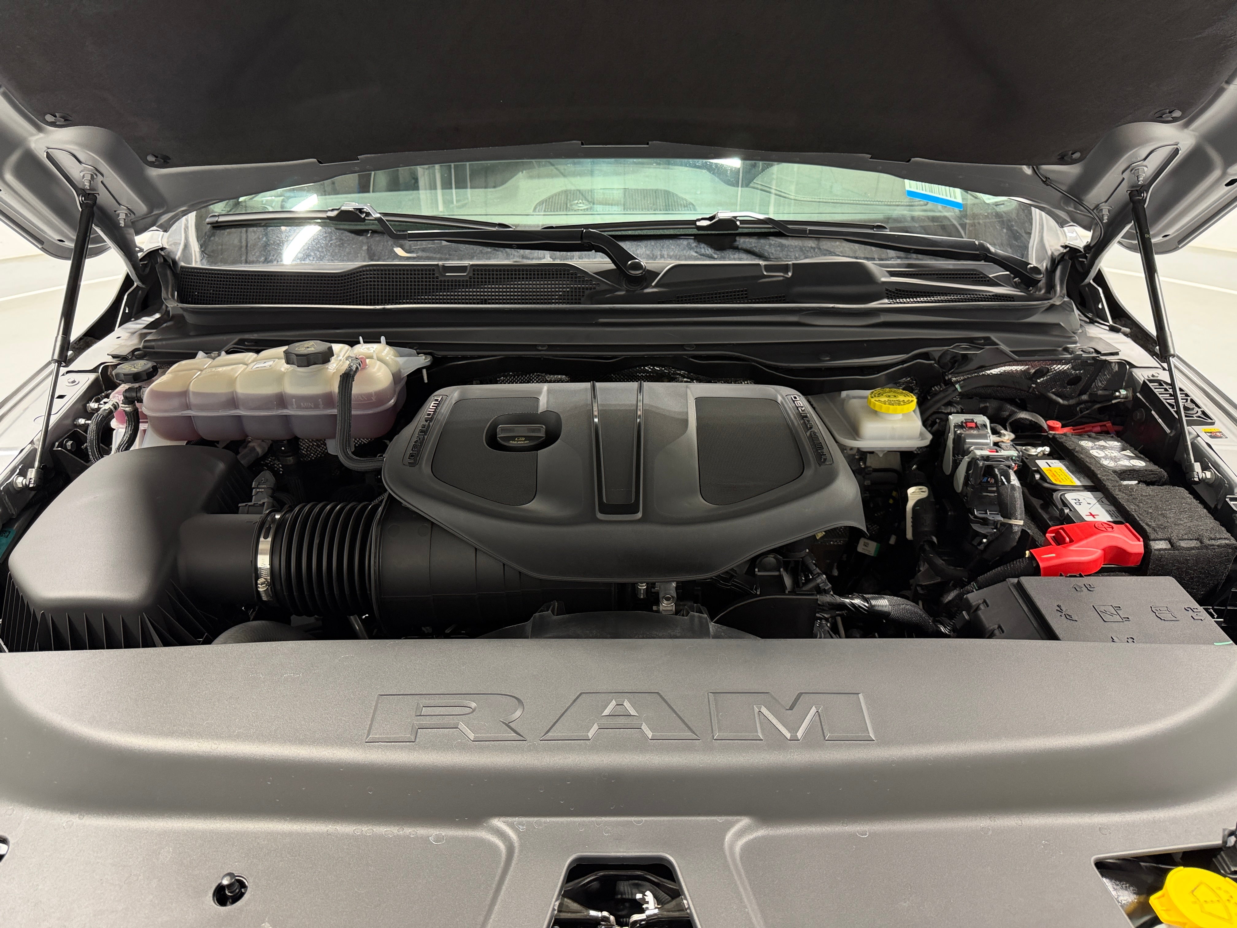 2026 RAM 1500 Pickup Laramie