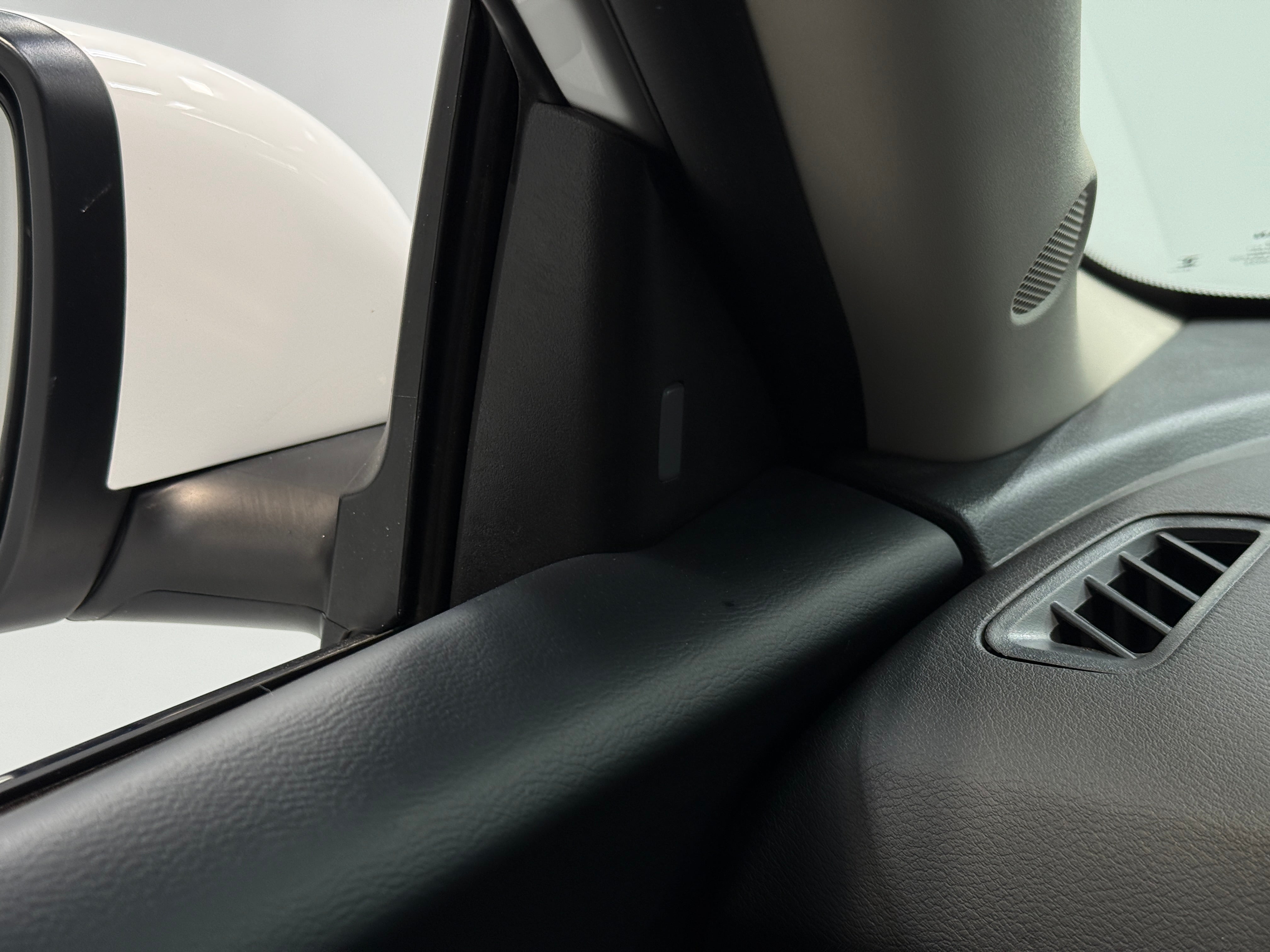 2025 Nissan Sentra S - Photo 3