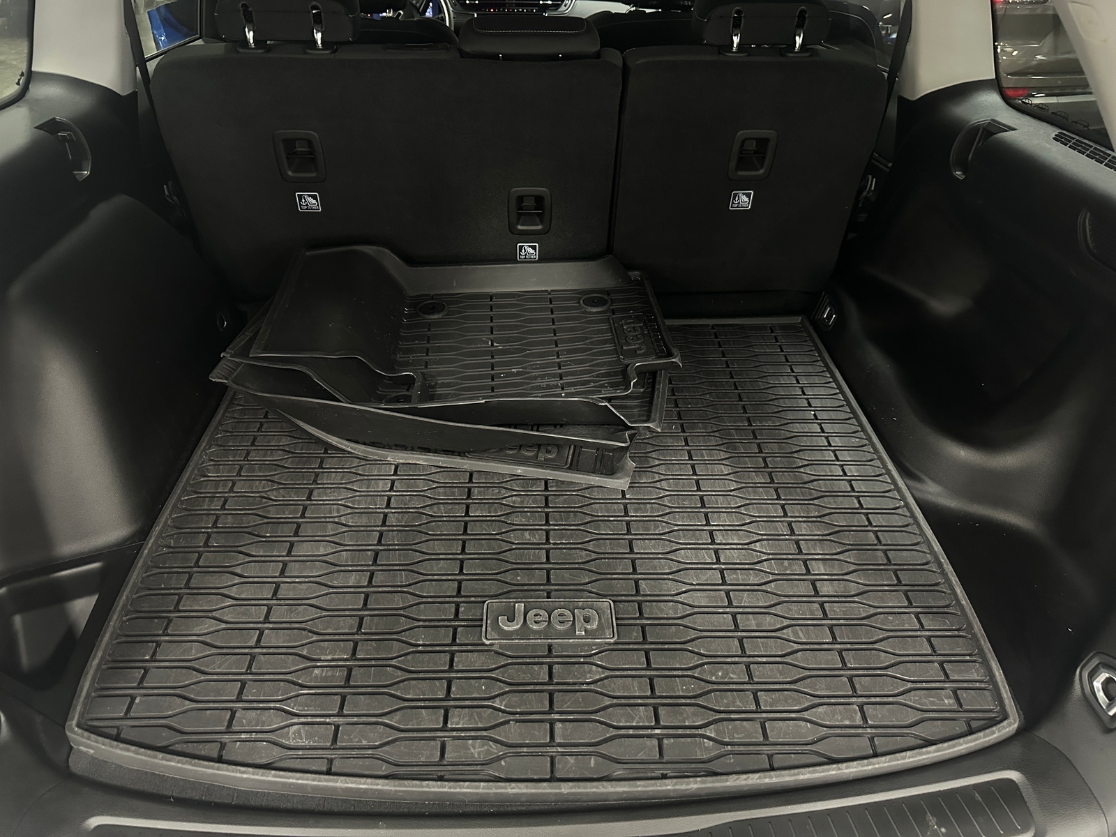 Thumbnail: 2024 Jeep Grand Cherokee - 7